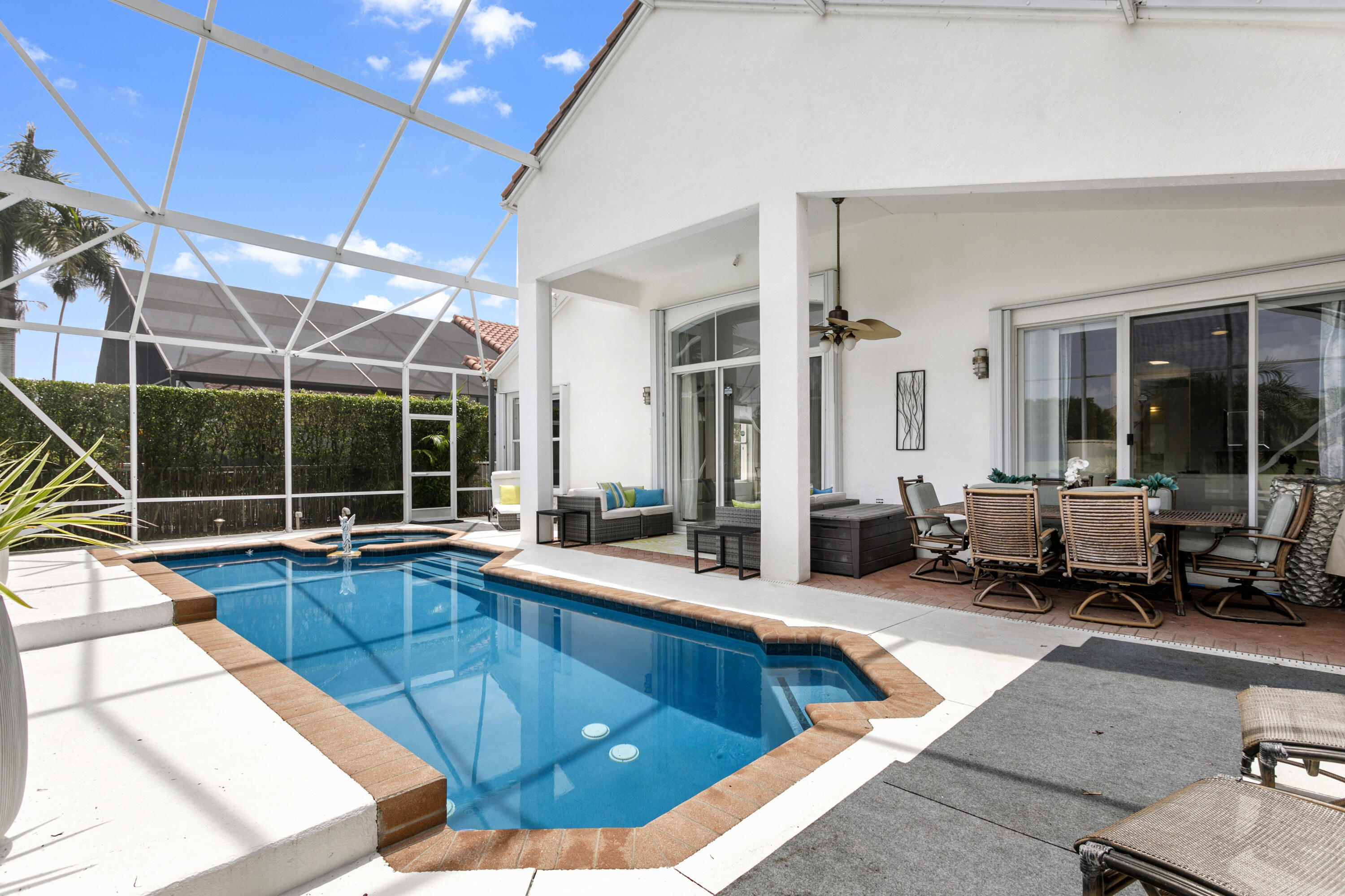 IRONHORSE PAR C - Residential Lease