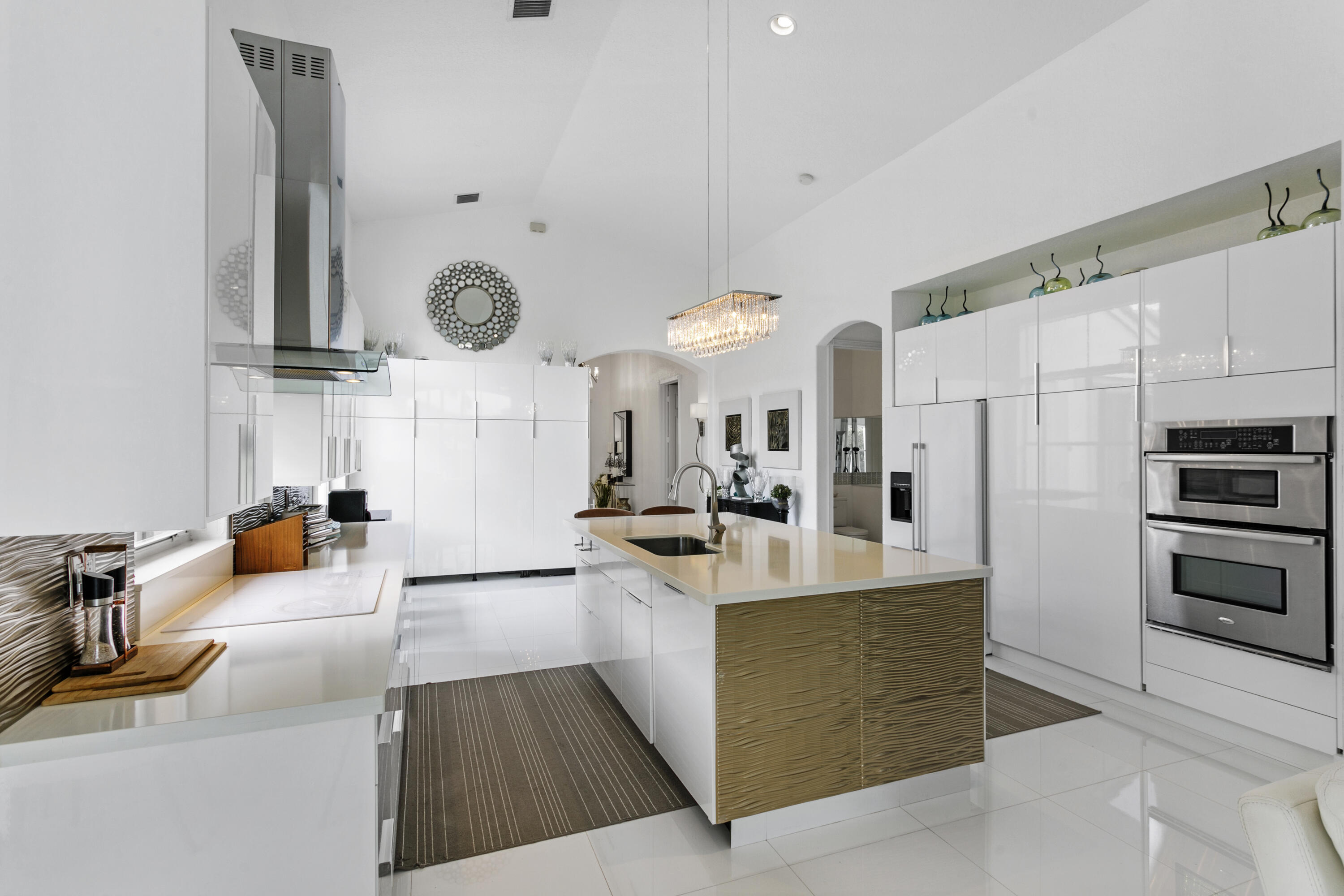 IRONHORSE PAR C - Residential Lease