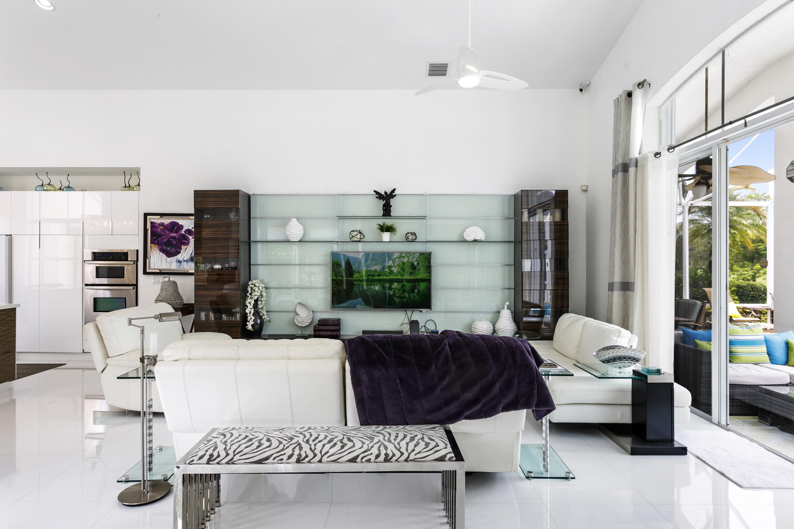 IRONHORSE PAR C - Residential Lease