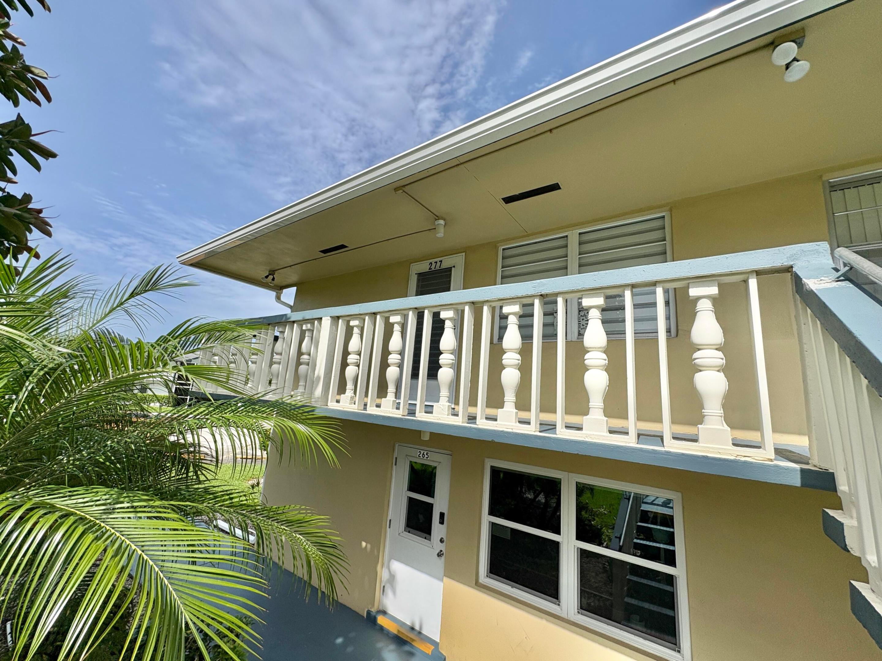 CENTURY VILLAGE / CHATHAM CONDOS - Residential