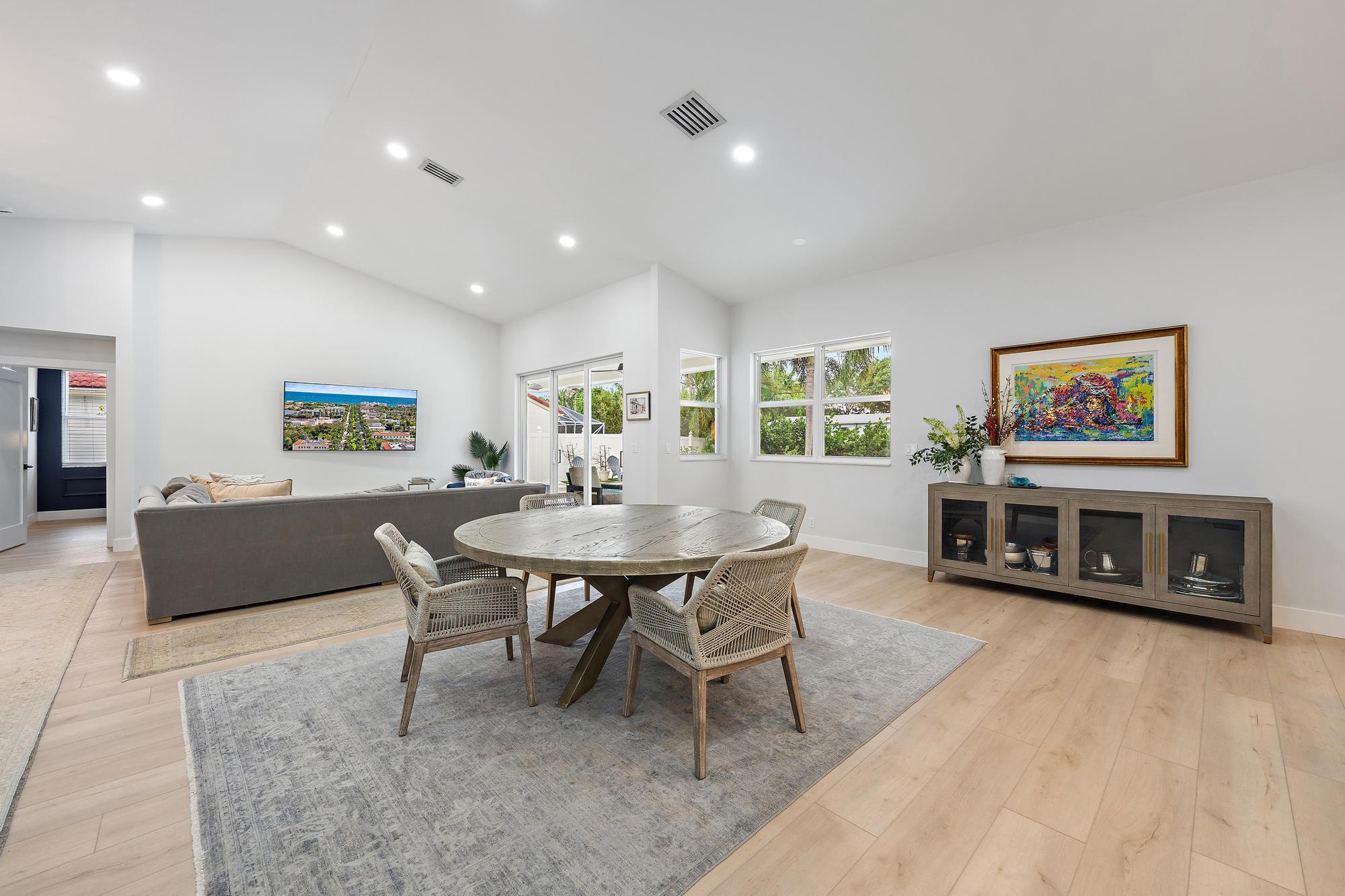 SIENA OAKS - Residential