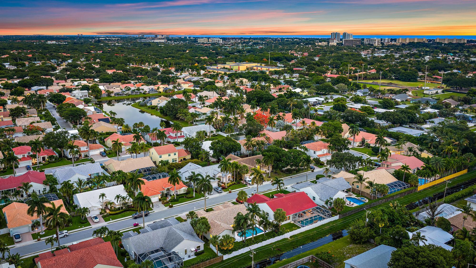SIENA OAKS - Residential