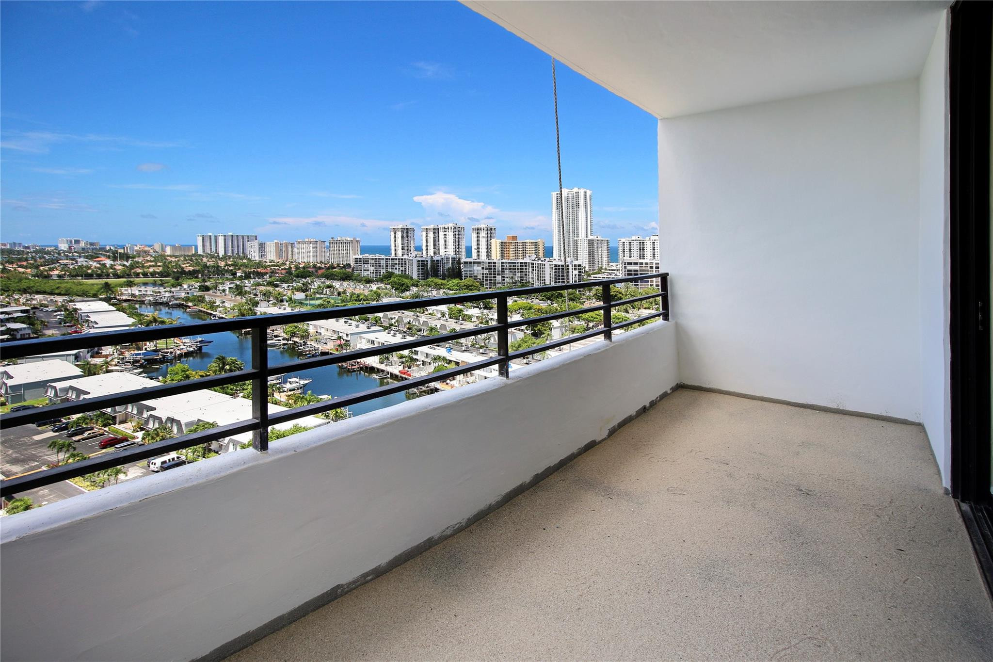 OLYMPUS CONDO PHASE - Residential