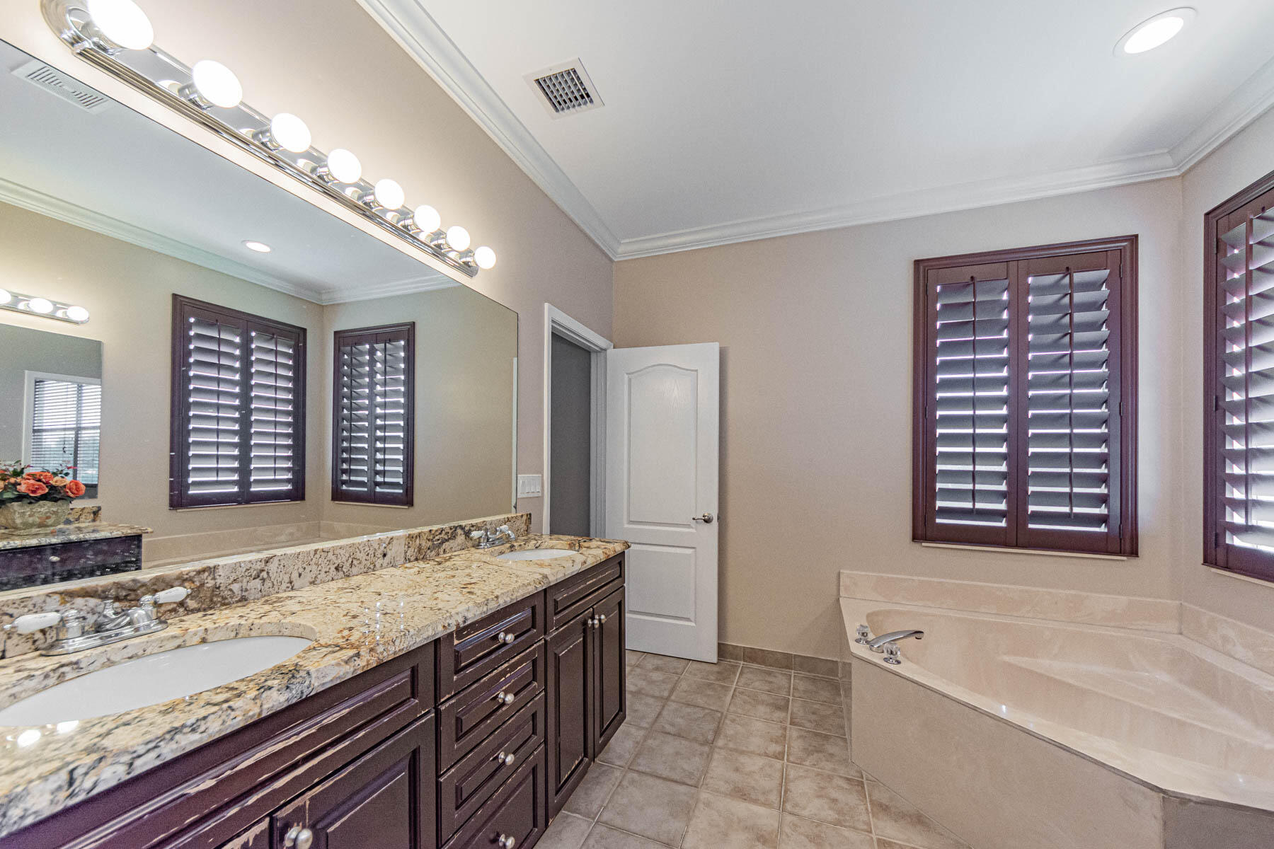 PORTOFINO SHORES - Residential