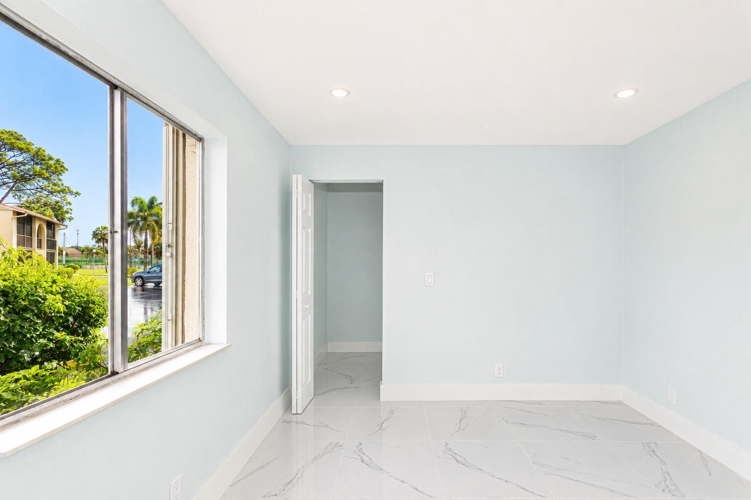 PINE RIDGE SOUTH III COND - Residential
