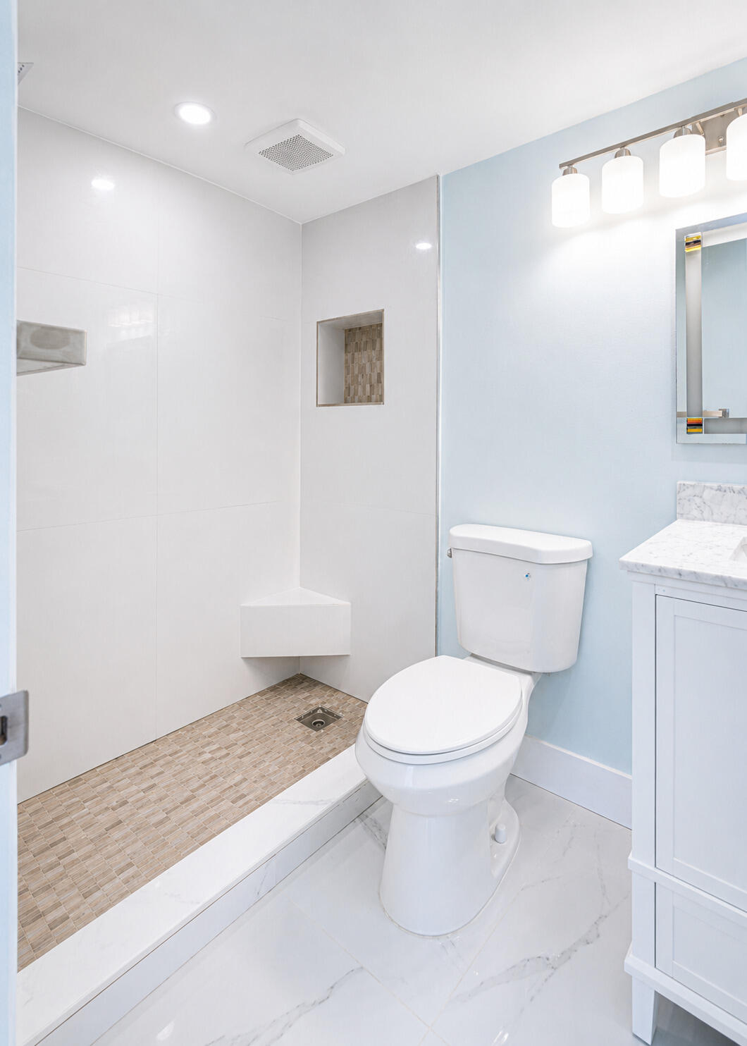 PINE RIDGE SOUTH III COND - Residential