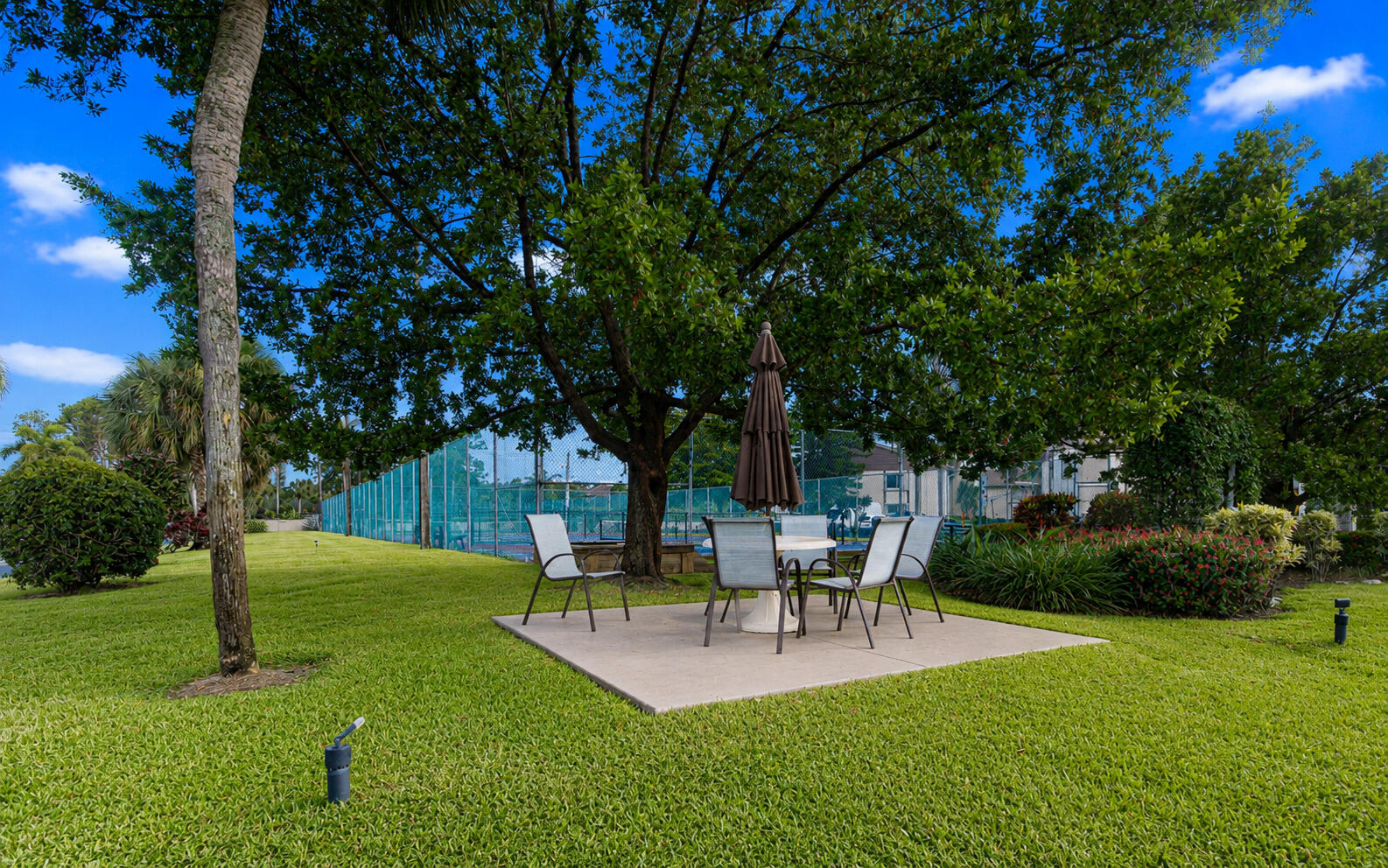 PINE RIDGE SOUTH III COND - Residential