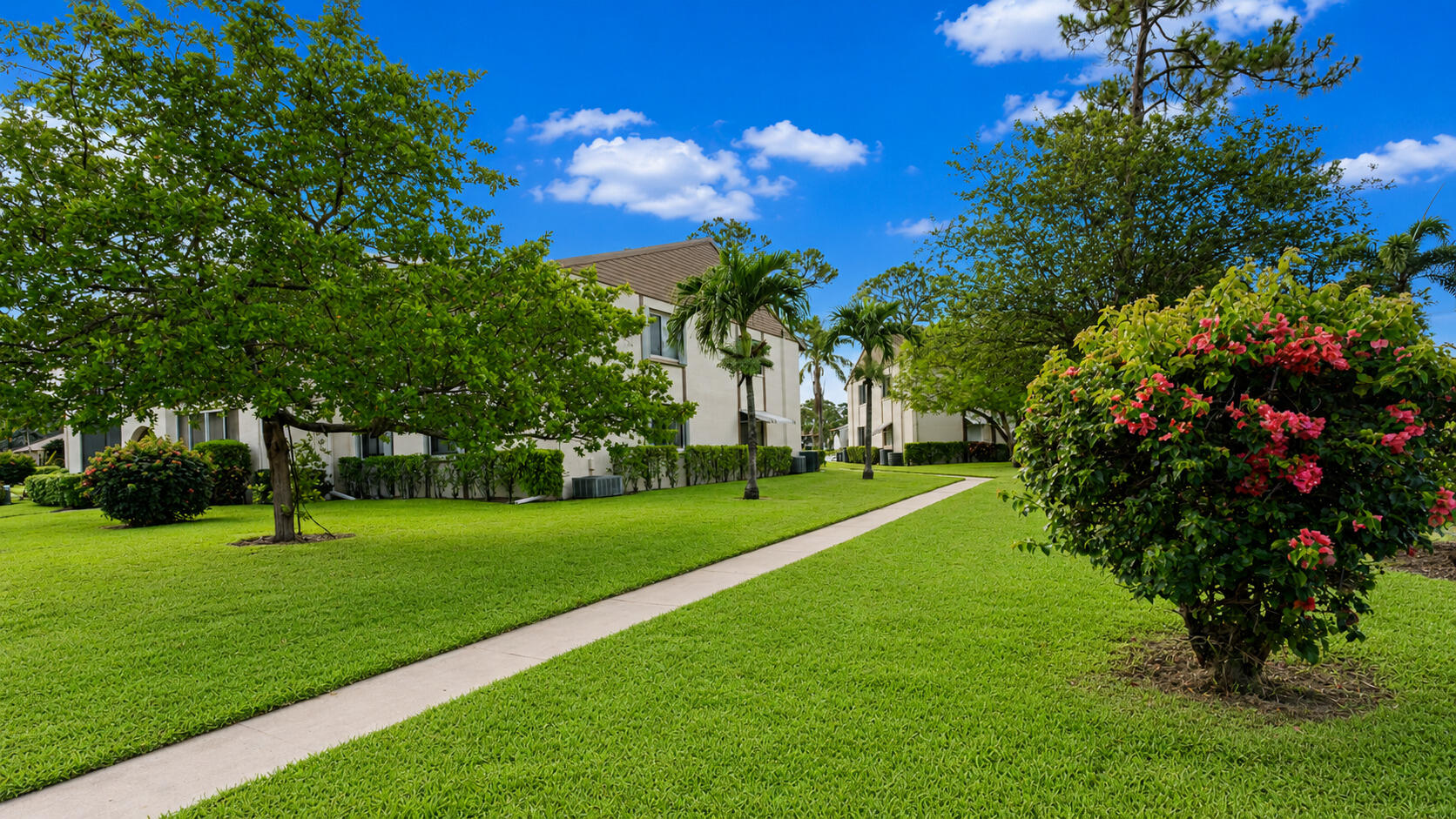 PINE RIDGE SOUTH III COND - Residential