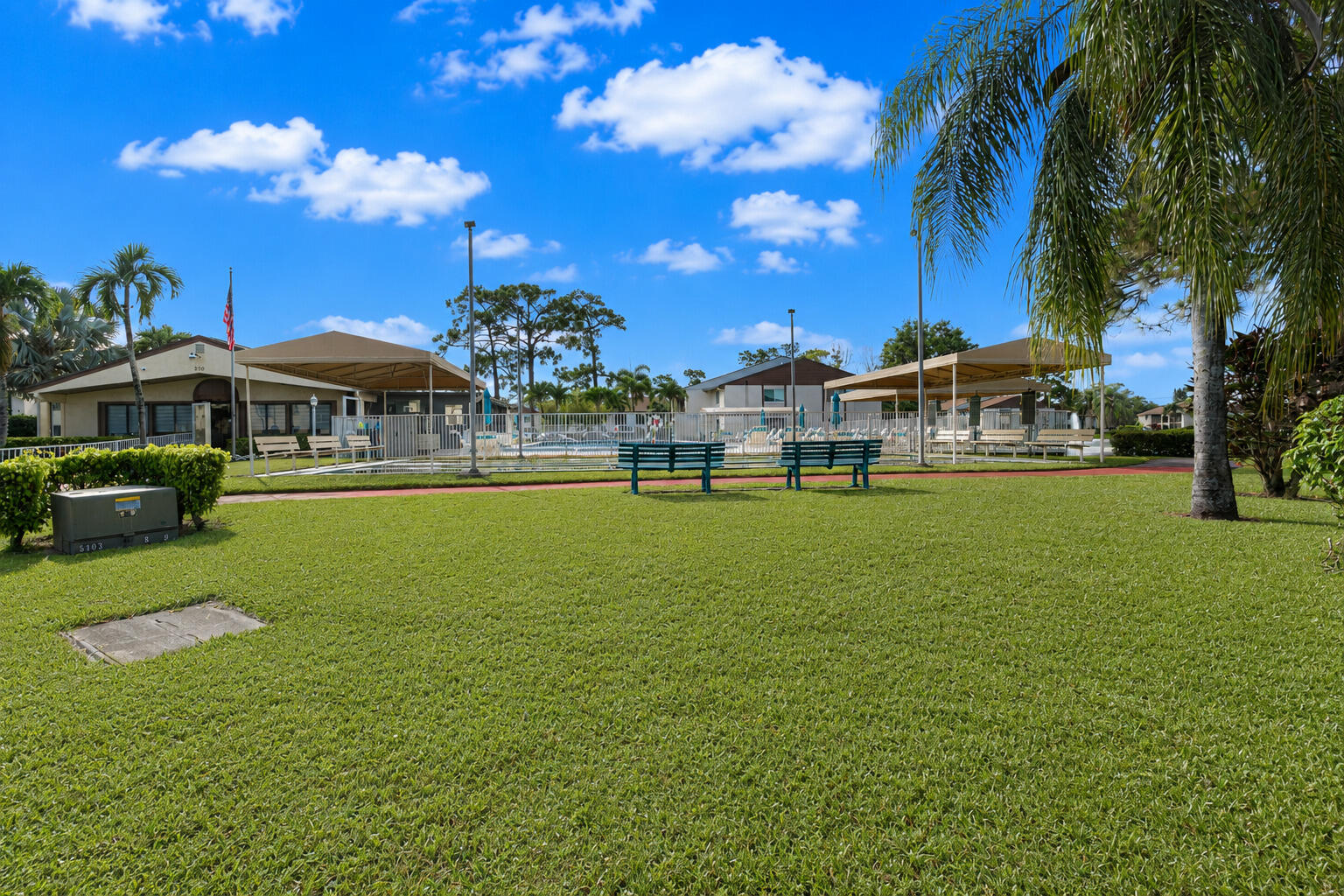 PINE RIDGE SOUTH III COND - Residential