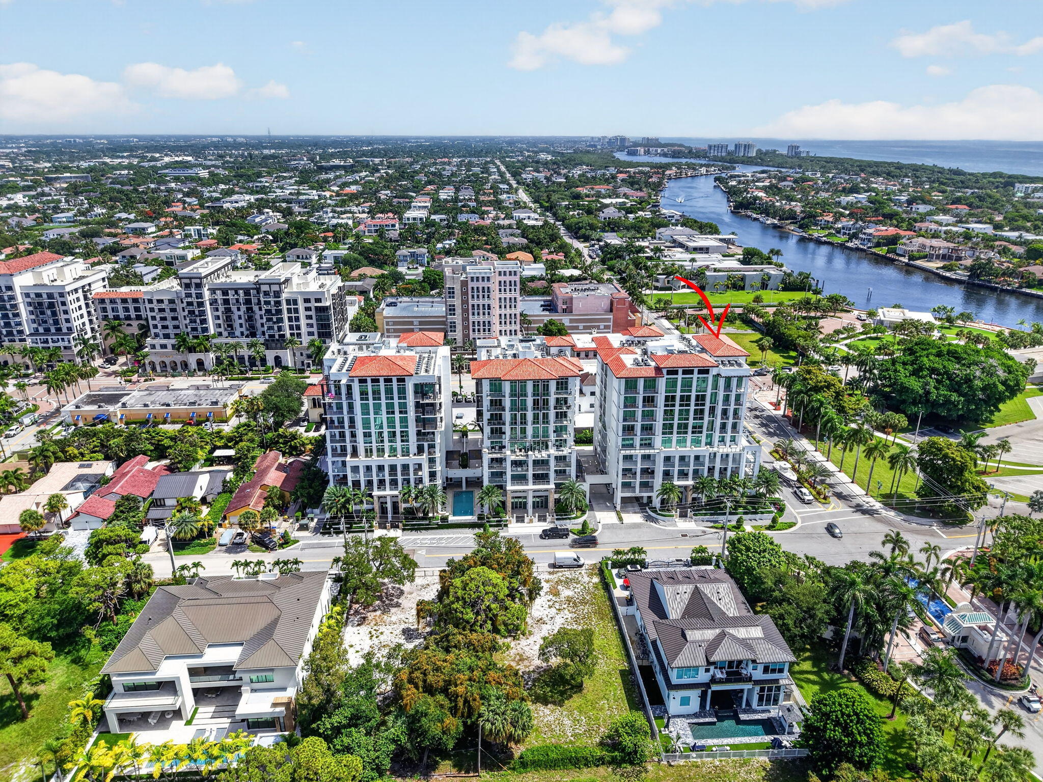 ROYAL PALM RESIDENCES - Residential
