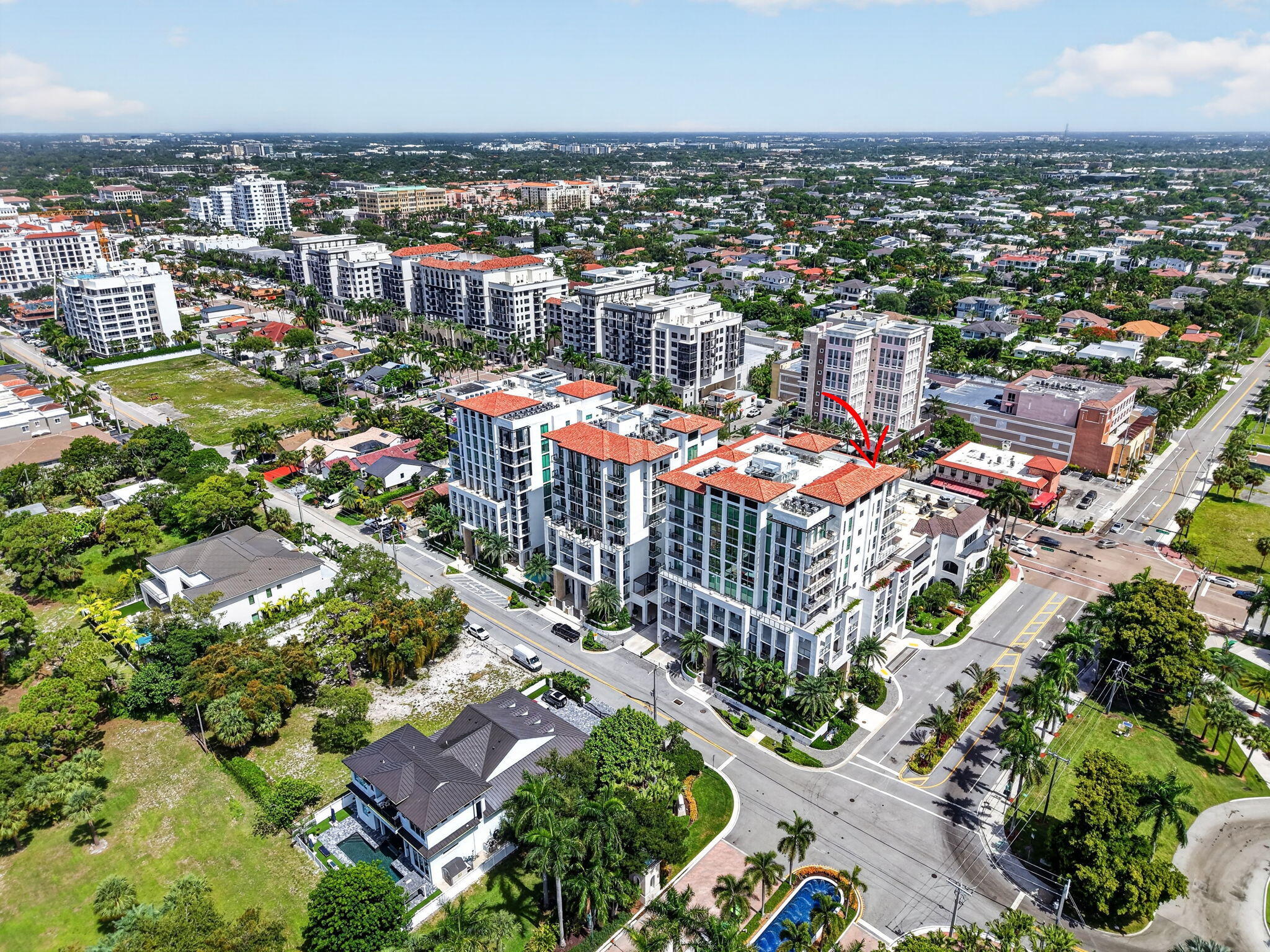 ROYAL PALM RESIDENCES - Residential