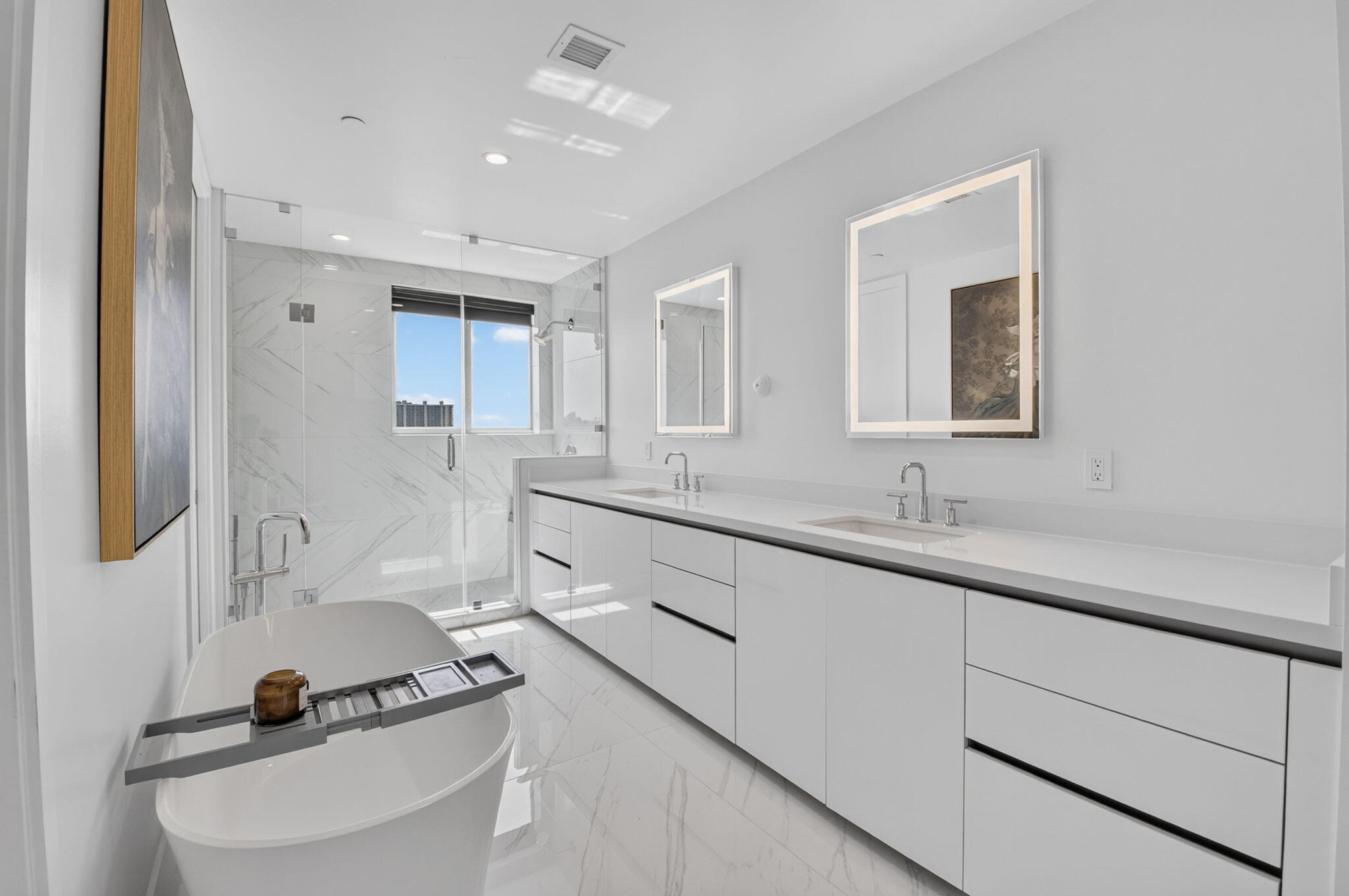 ROYAL PALM RESIDENCES - Residential