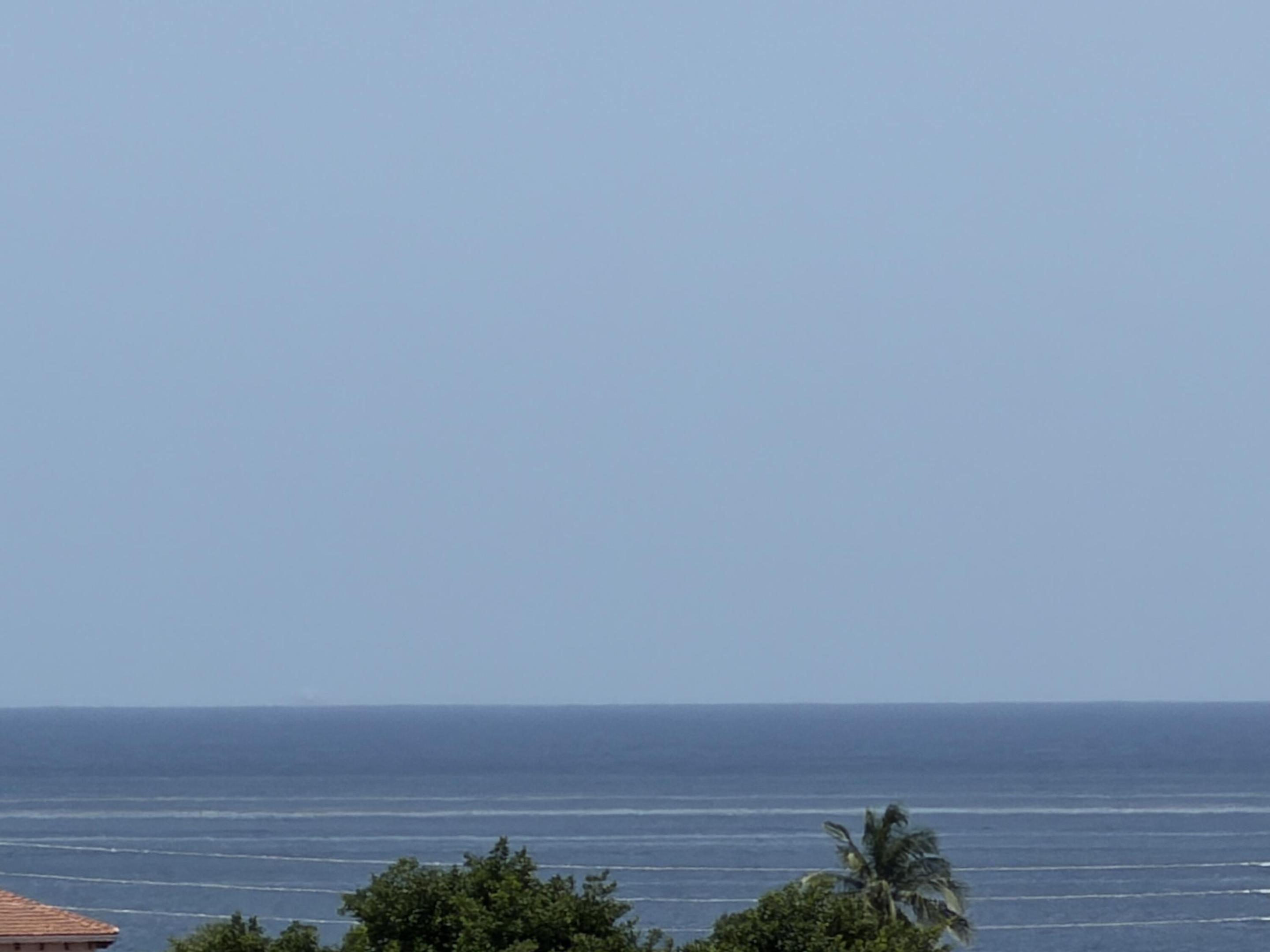 ROYAL PALM RESIDENCES - Residential