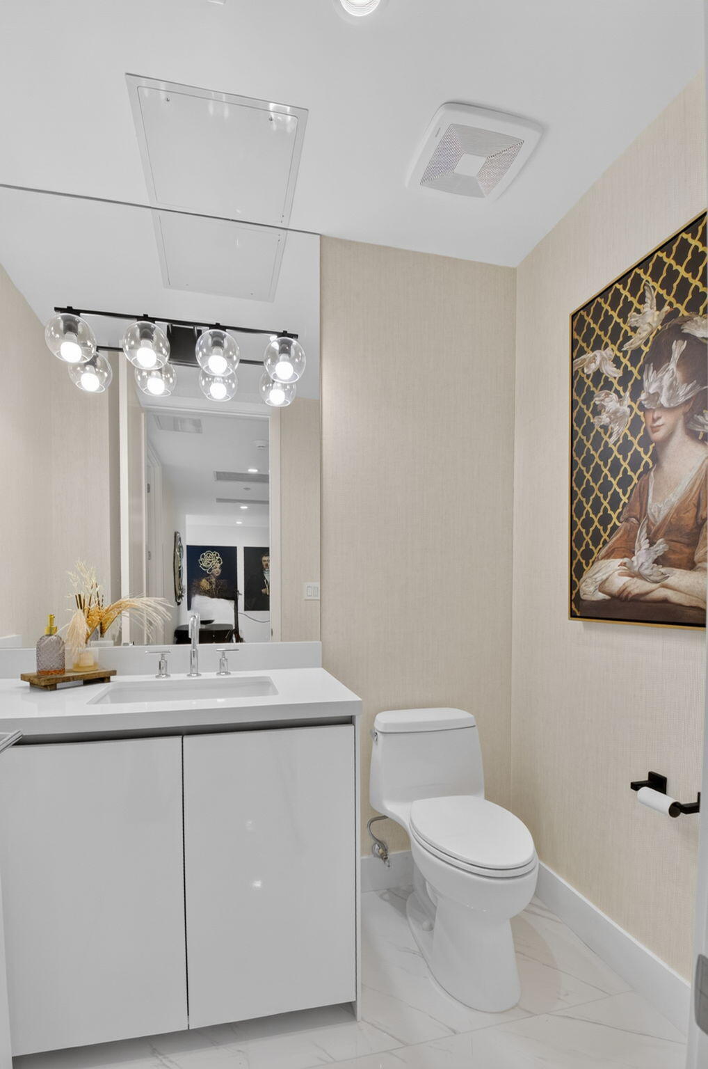 ROYAL PALM RESIDENCES - Residential