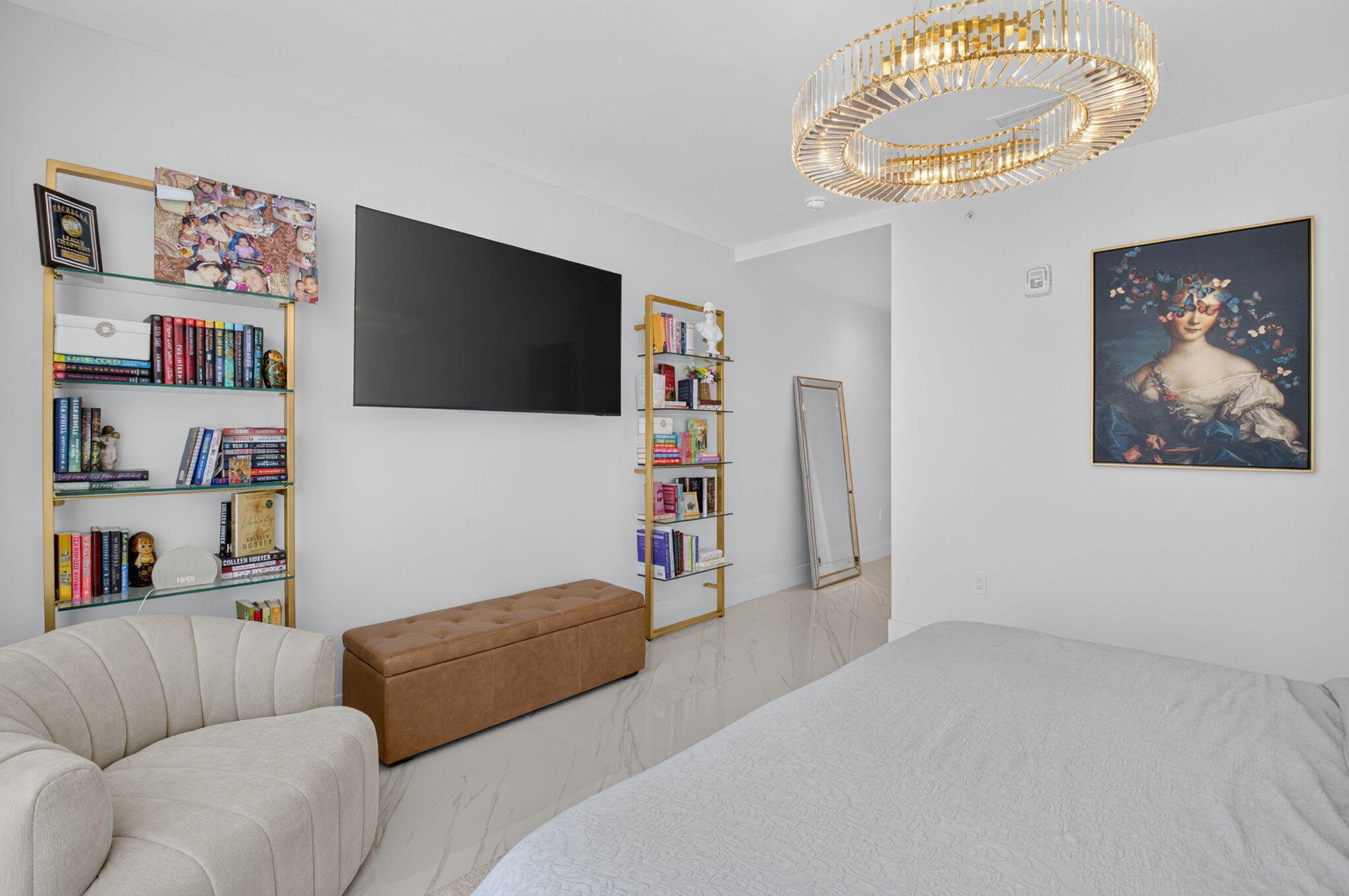 ROYAL PALM RESIDENCES - Residential