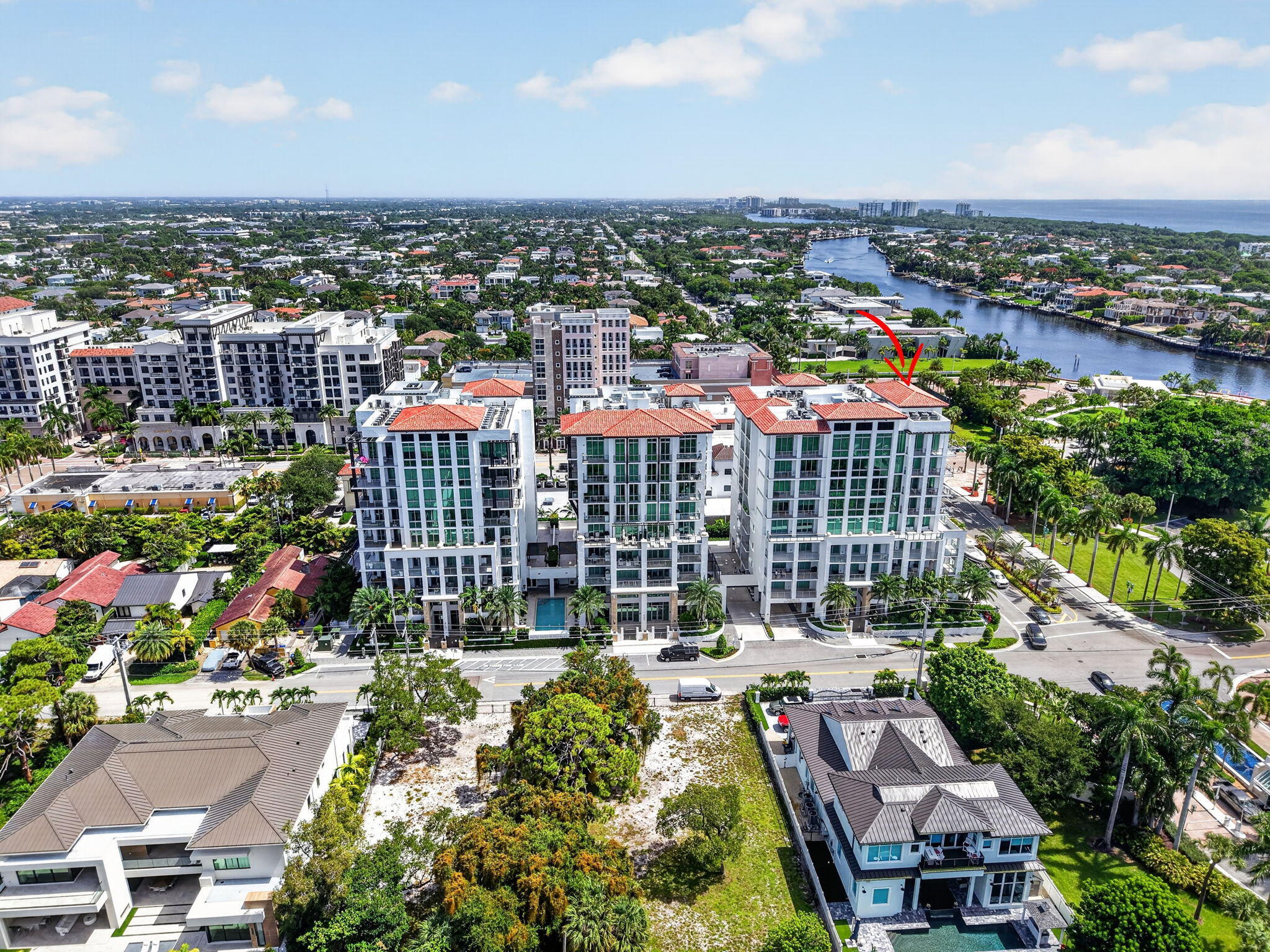 ROYAL PALM RESIDENCES - Residential