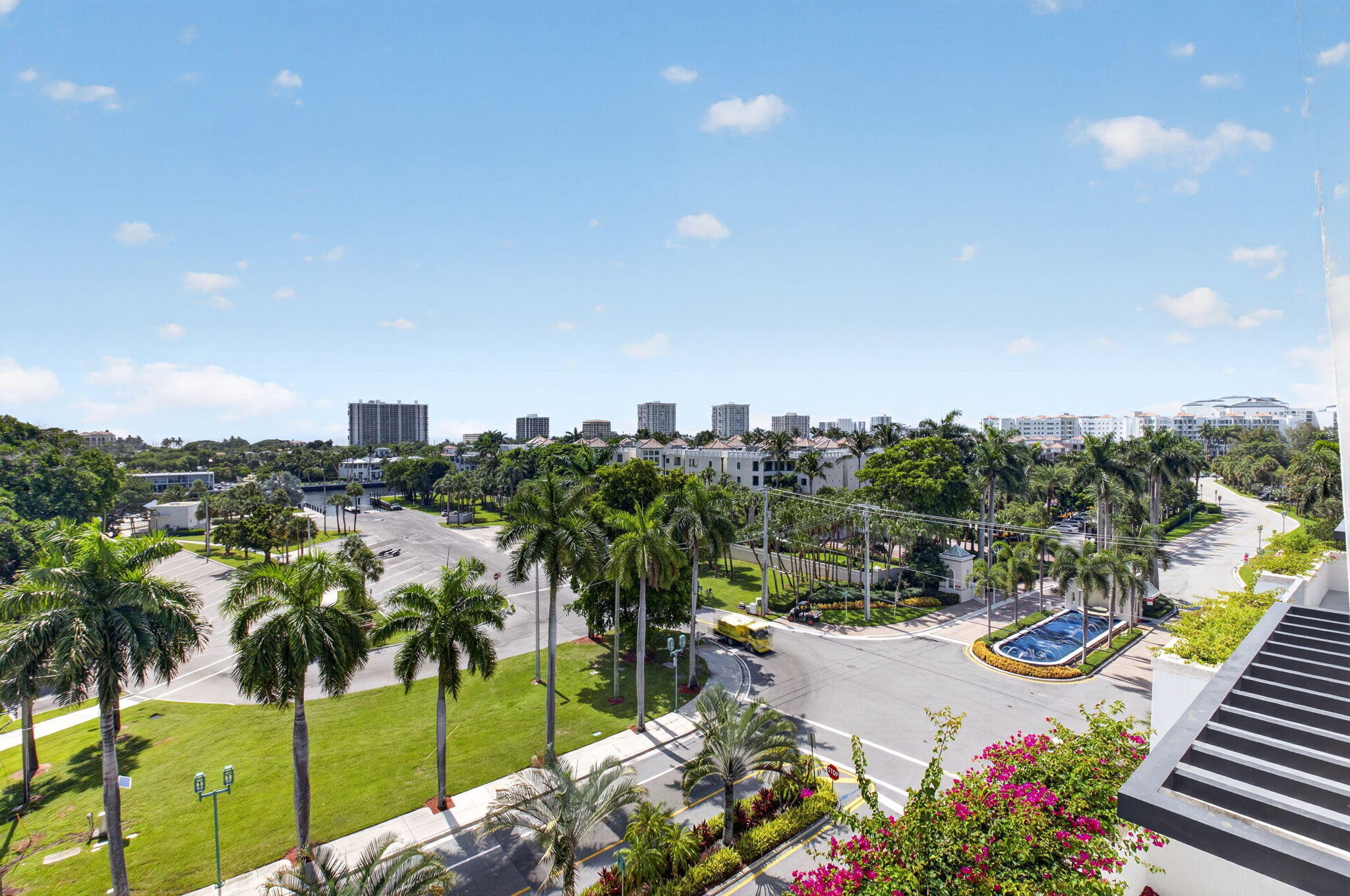 ROYAL PALM RESIDENCES - Residential