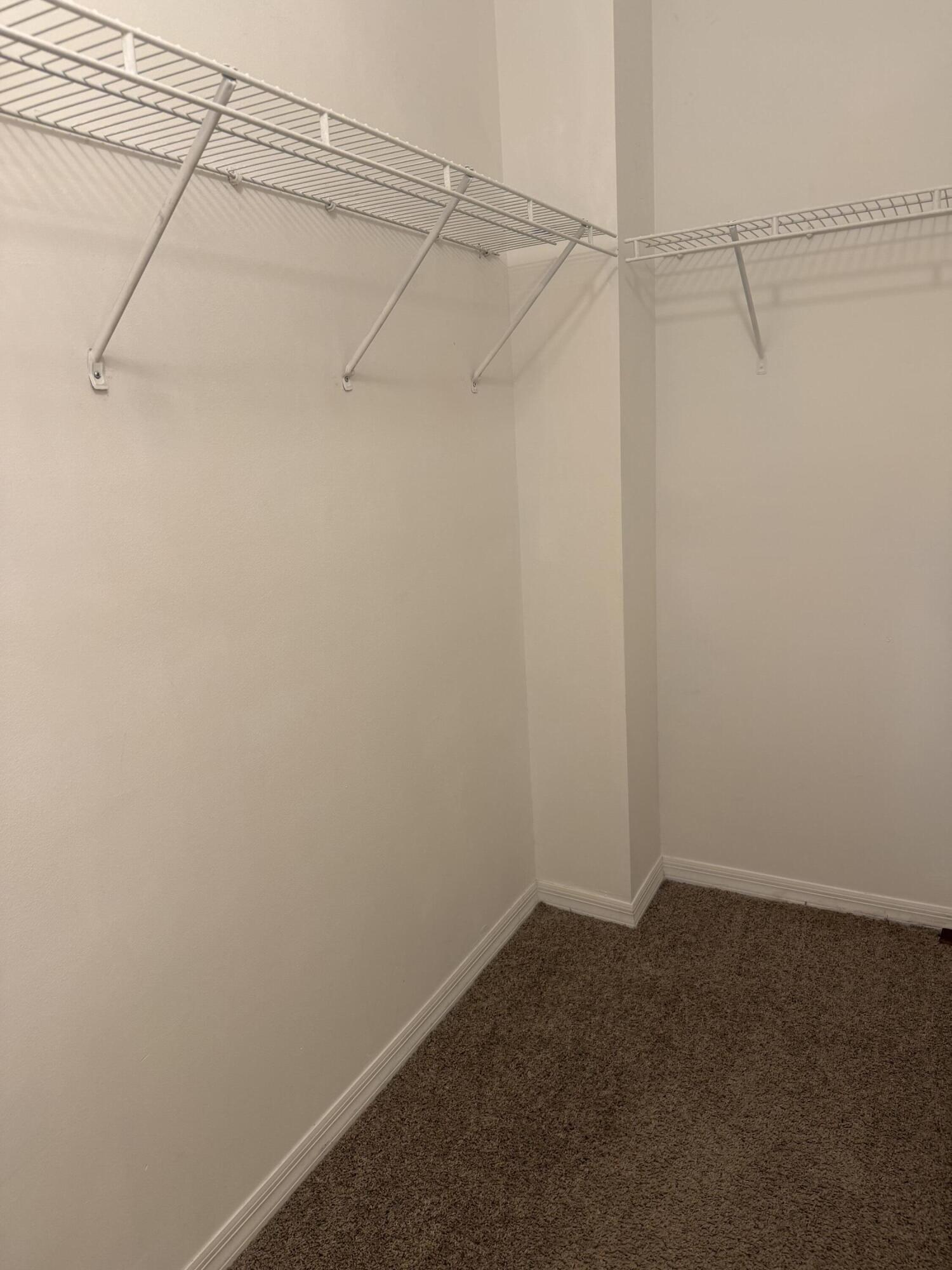HAMPTON ISLES CONDO - Residential Lease