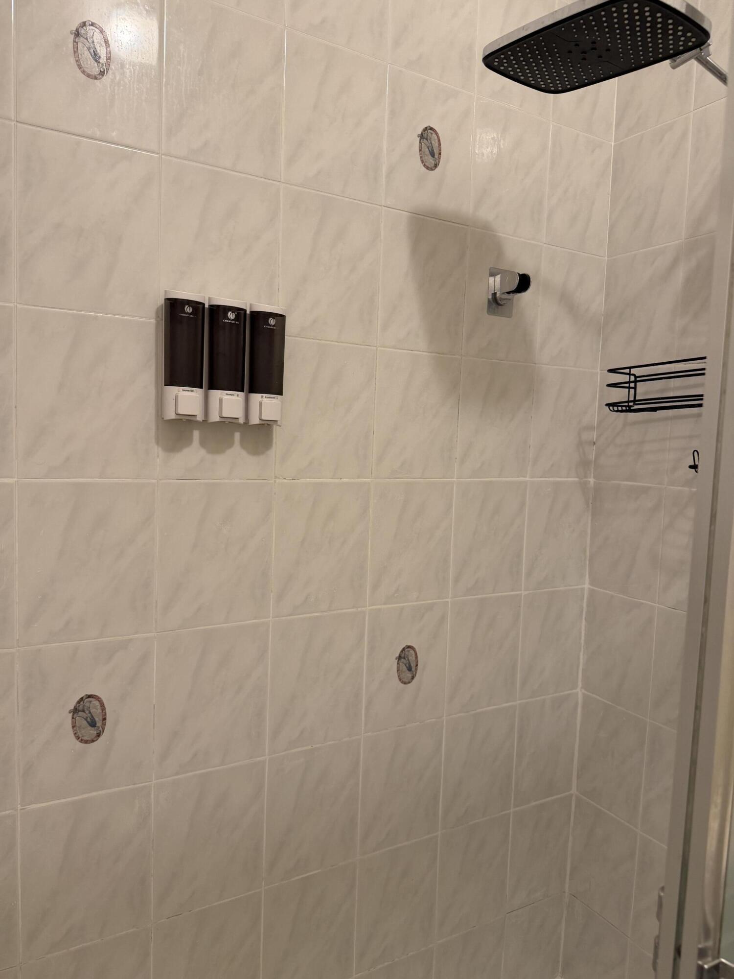 HAMPTON ISLES CONDO - Residential Lease