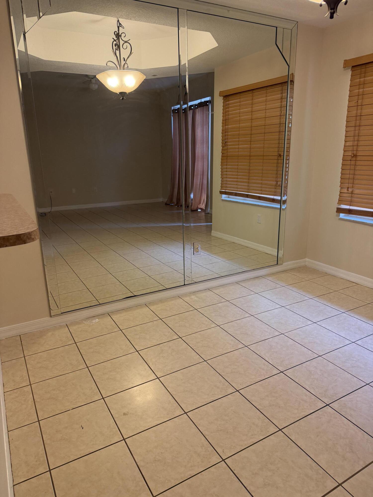 HAMPTON ISLES CONDO - Residential Lease