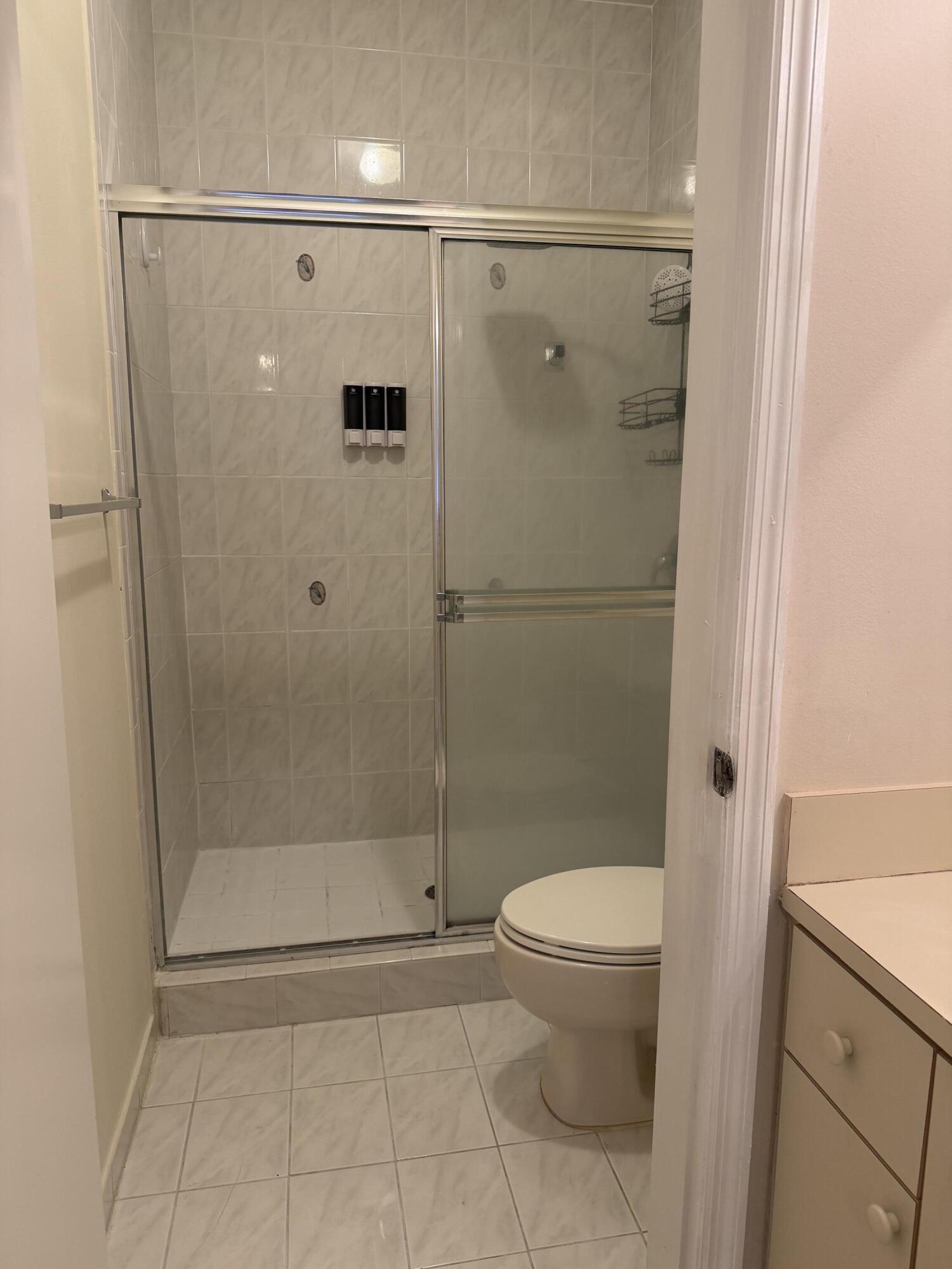 HAMPTON ISLES CONDO - Residential Lease