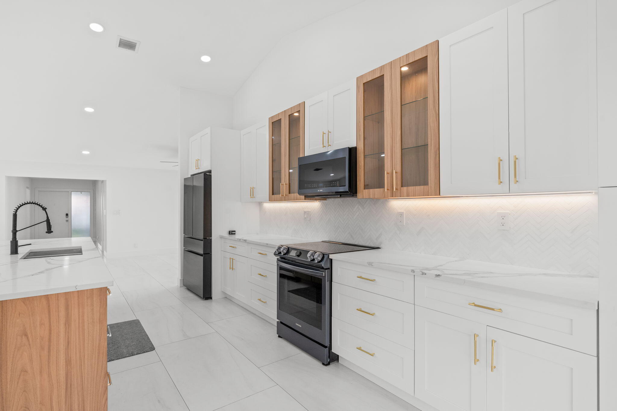 PRADERA PH 2 - Residential