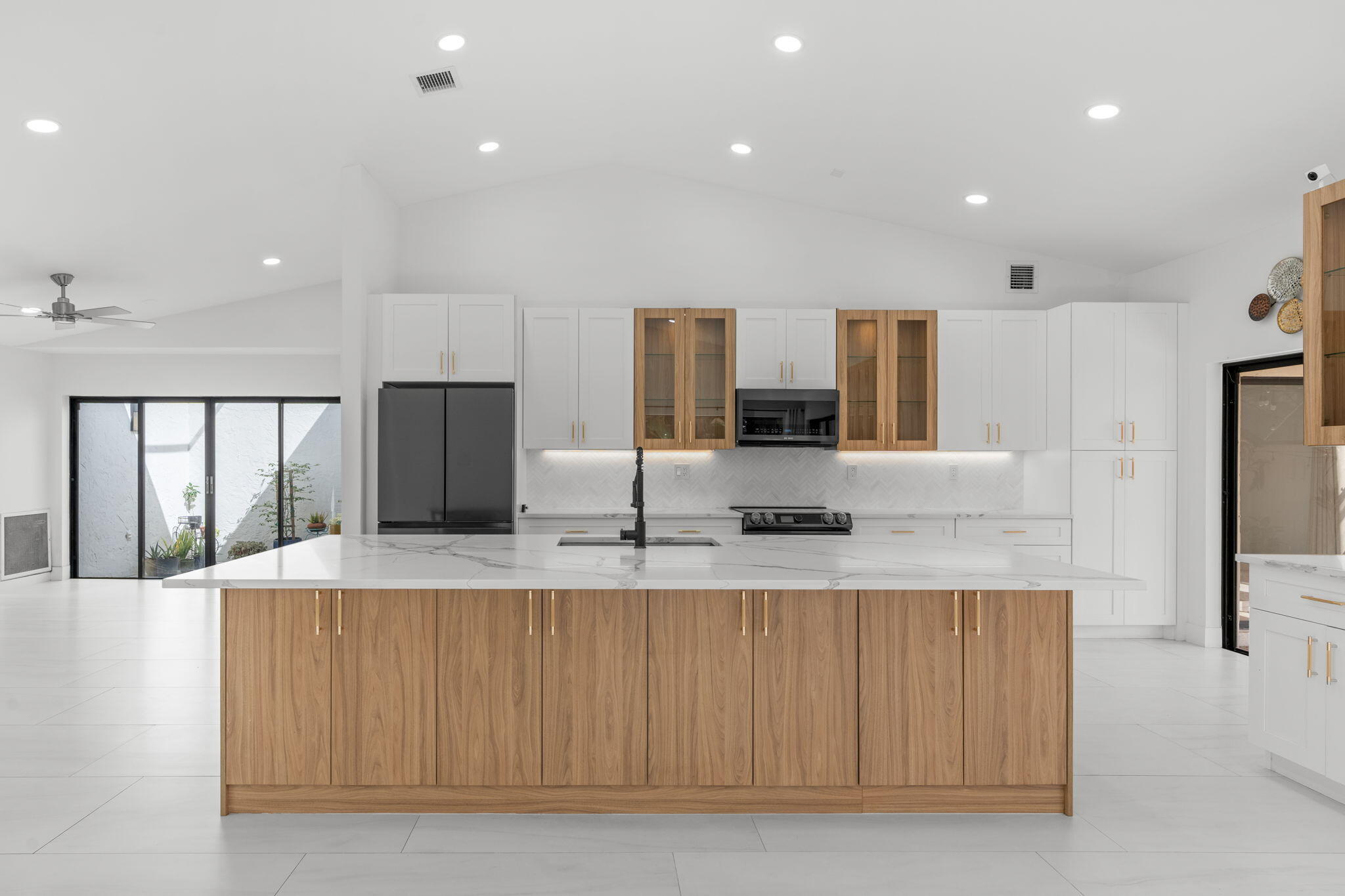 PRADERA PH 2 - Residential