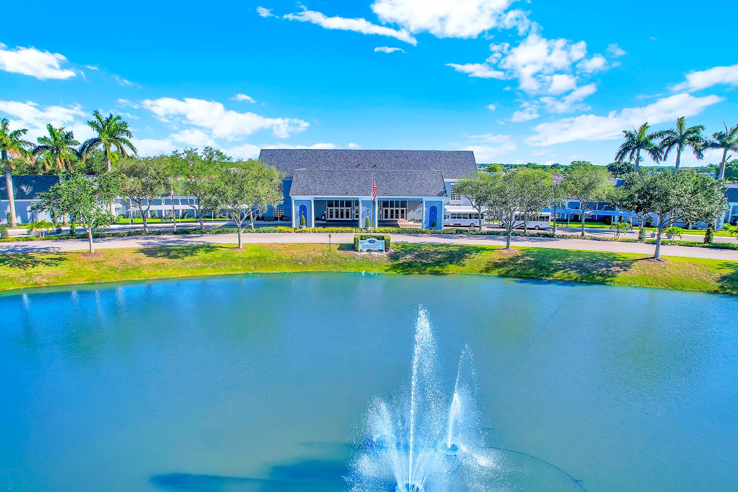 KINGS POINT SAXONY CONDOS - Residential