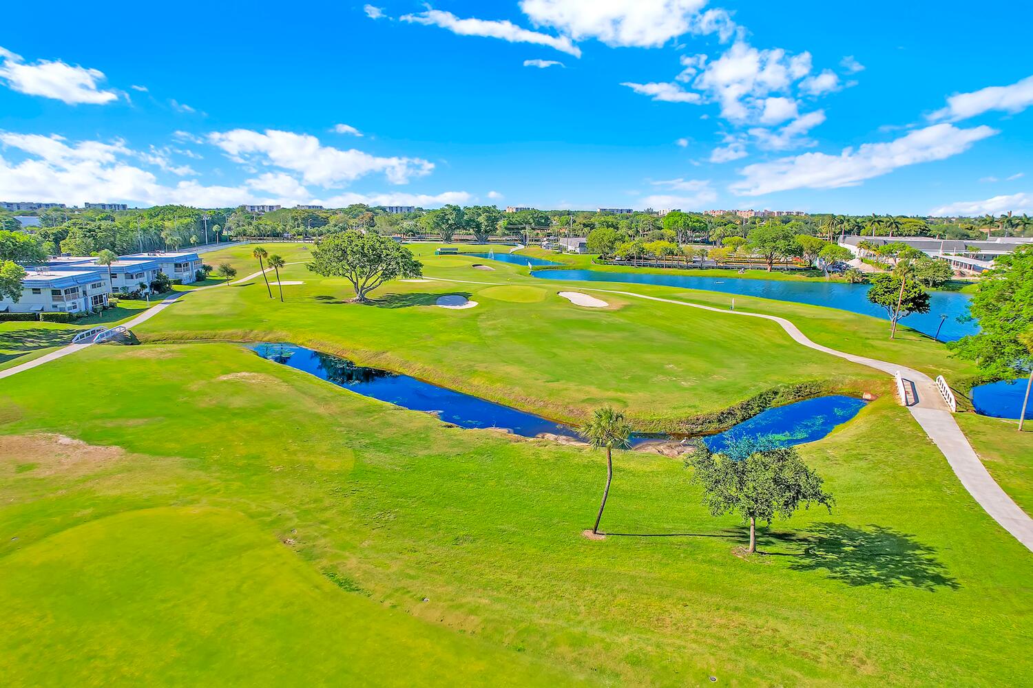 KINGS POINT SAXONY CONDOS - Residential