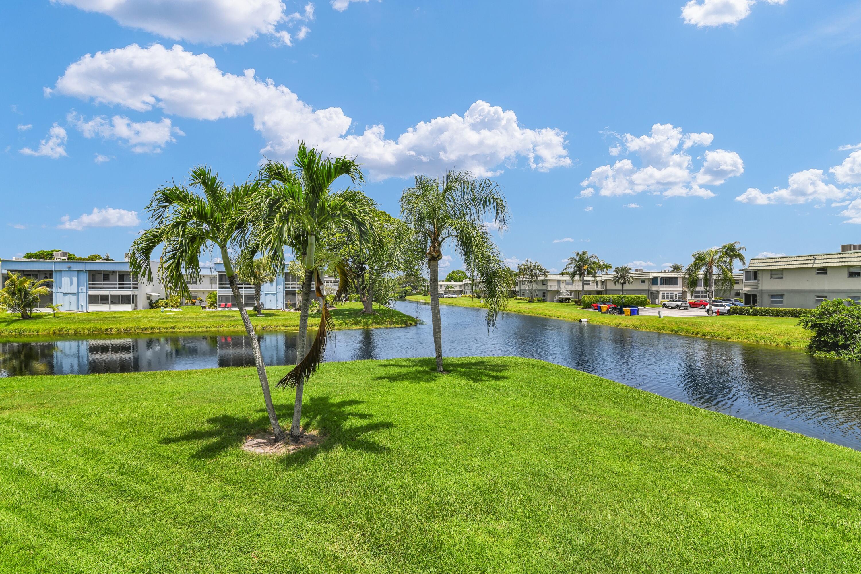 KINGS POINT SAXONY CONDOS - Residential