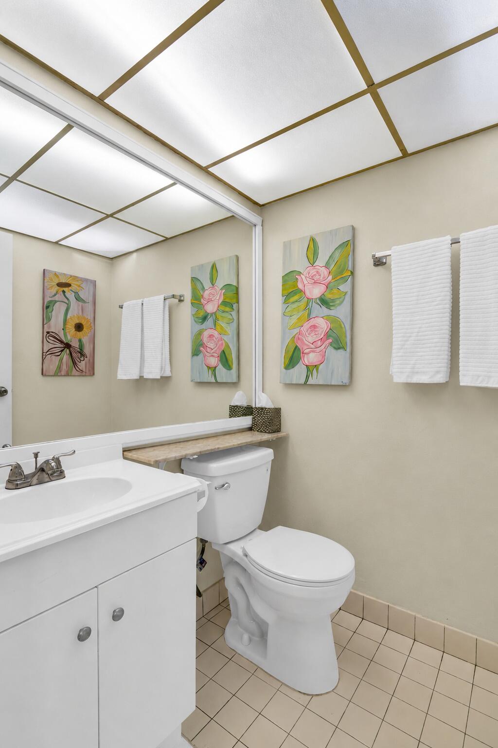 KINGS POINT SAXONY CONDOS - Residential