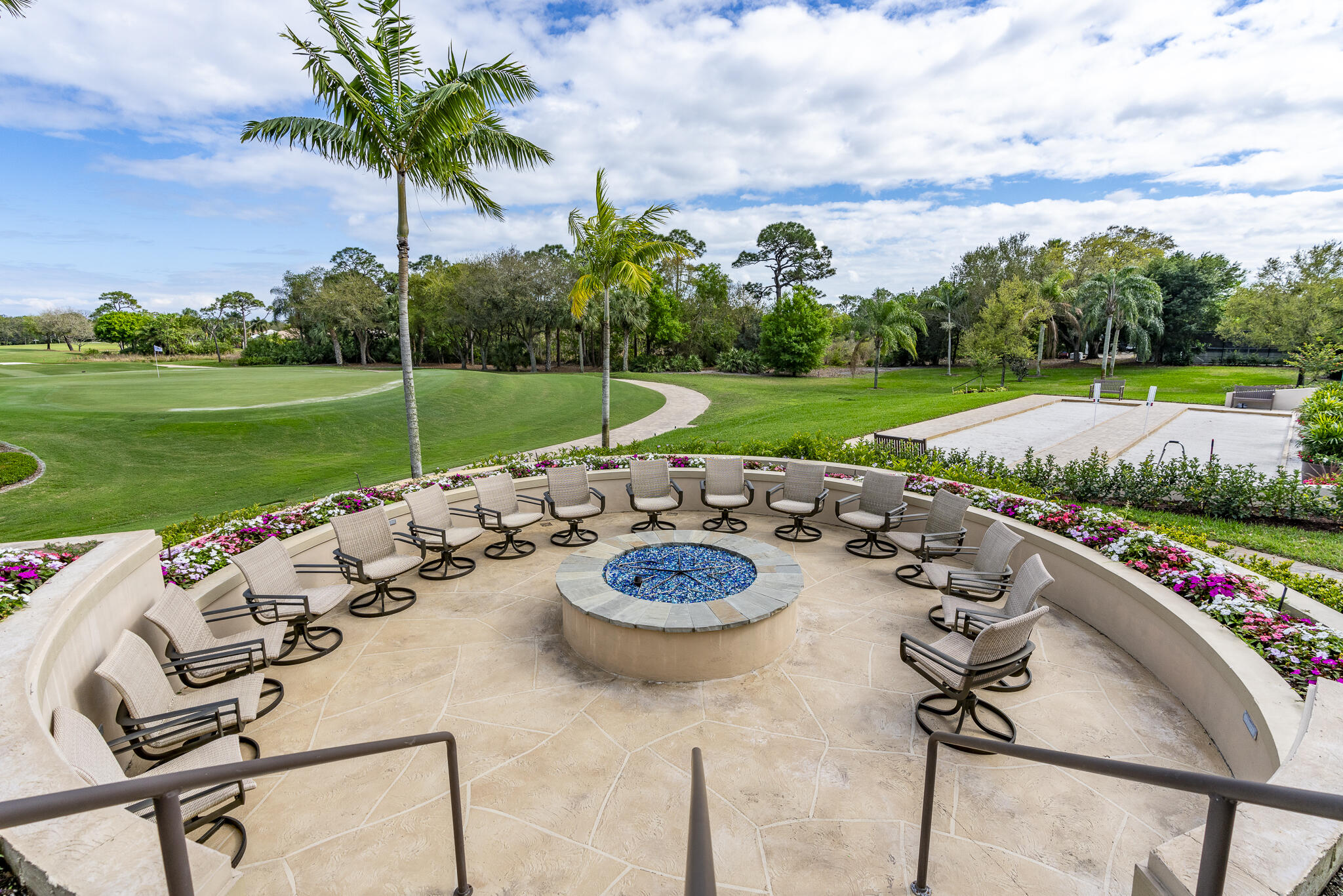 PIPERS LANDING GARDEN APARTMENTS CONDO - Residential