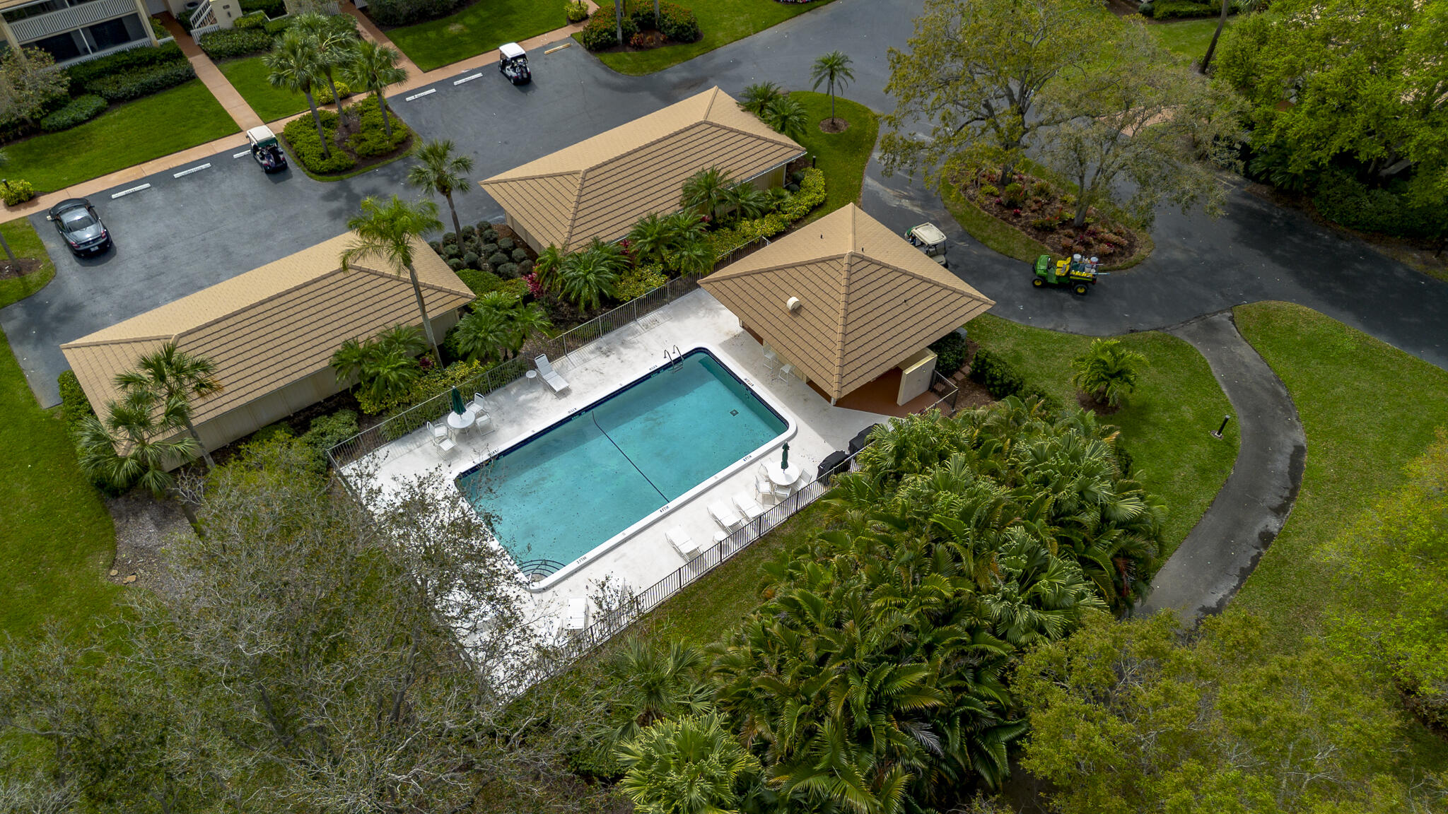 PIPERS LANDING GARDEN APARTMENTS CONDO - Residential