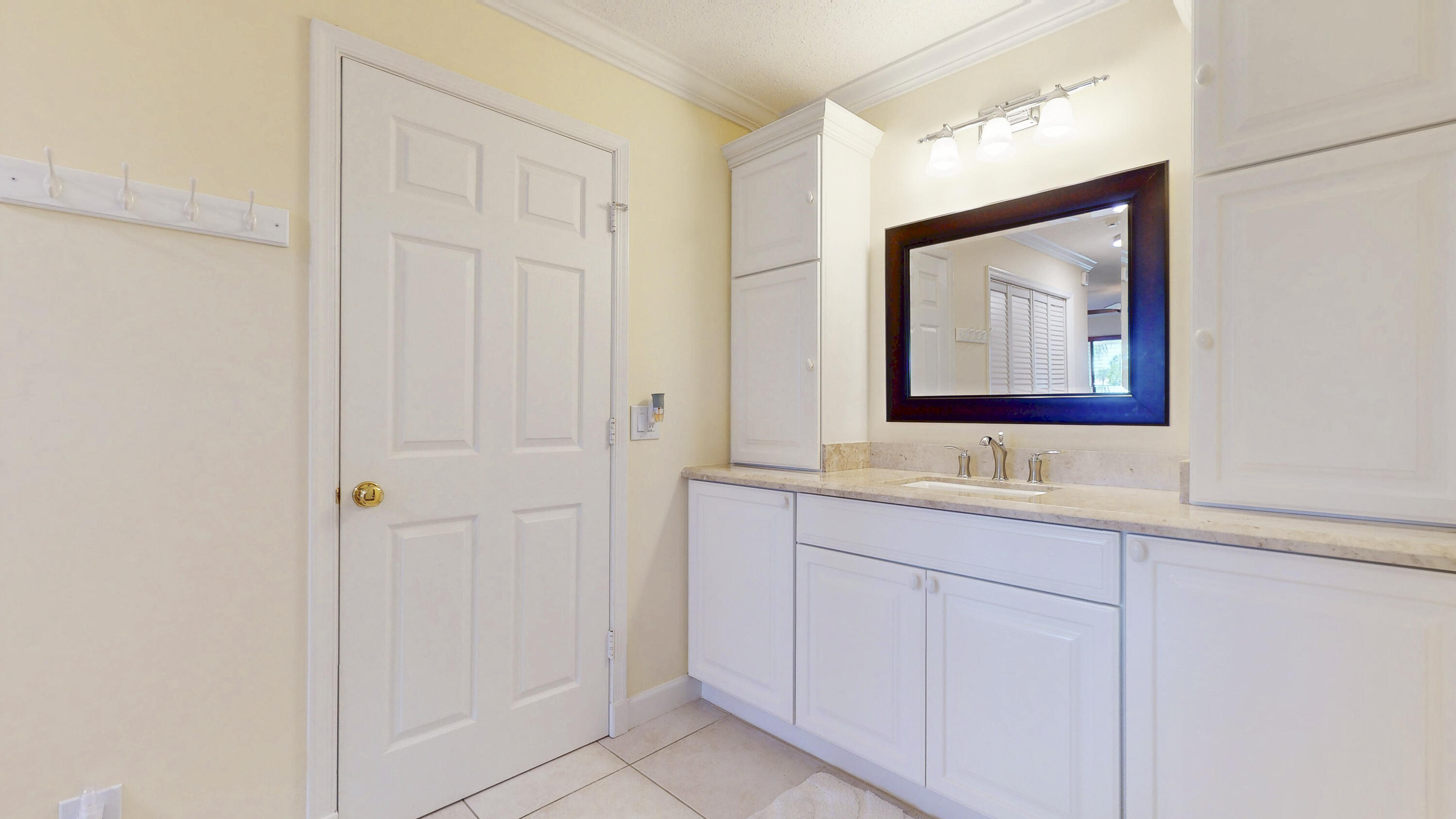PIPERS LANDING GARDEN APARTMENTS CONDO - Residential