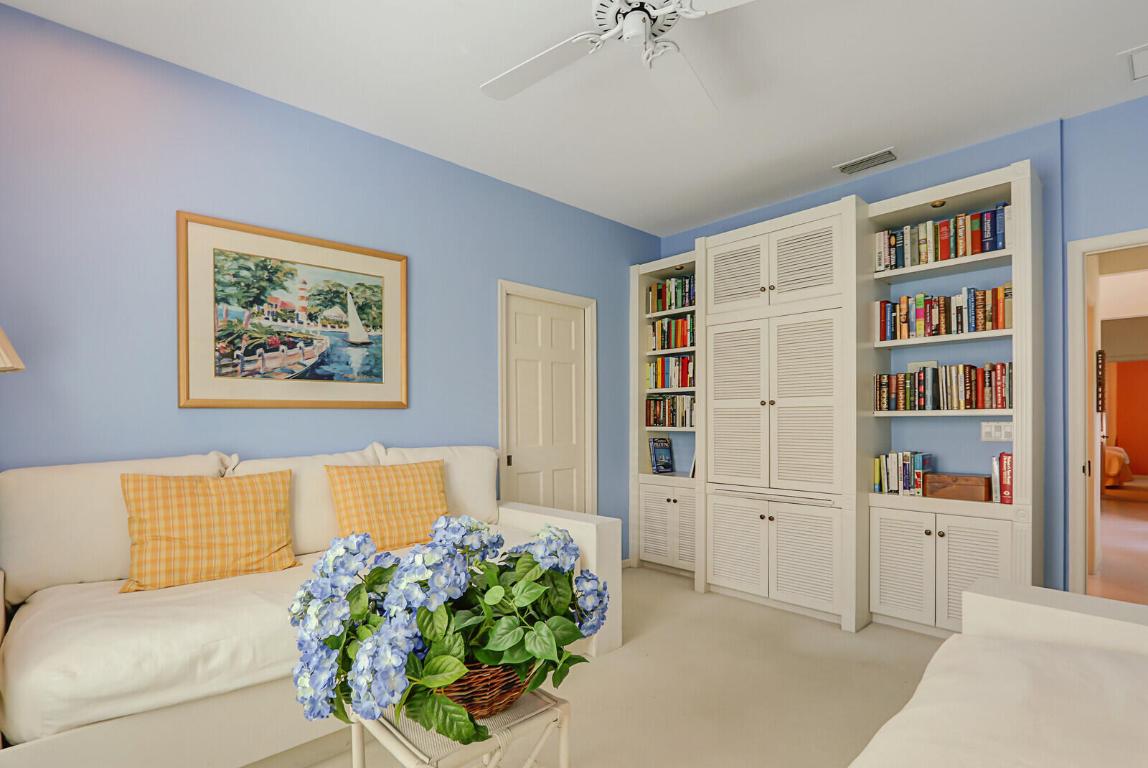 FRENCHMANS CREEK - Residential