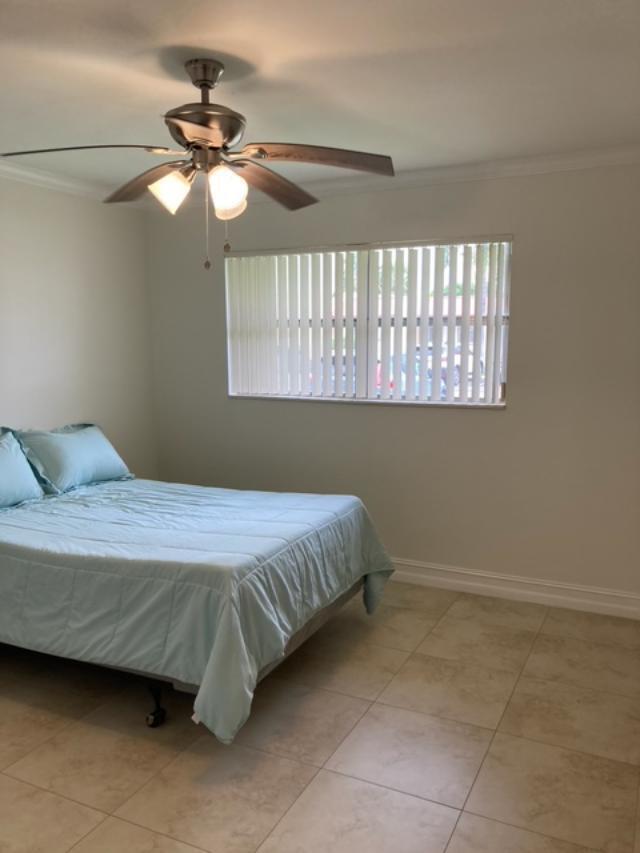 GOLDEN LAKES - Residential