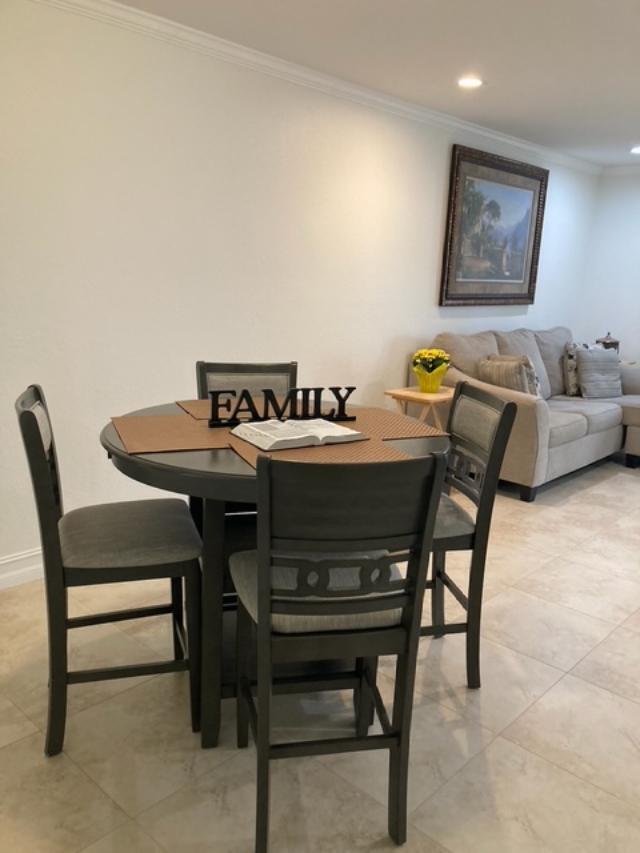 GOLDEN LAKES - Residential