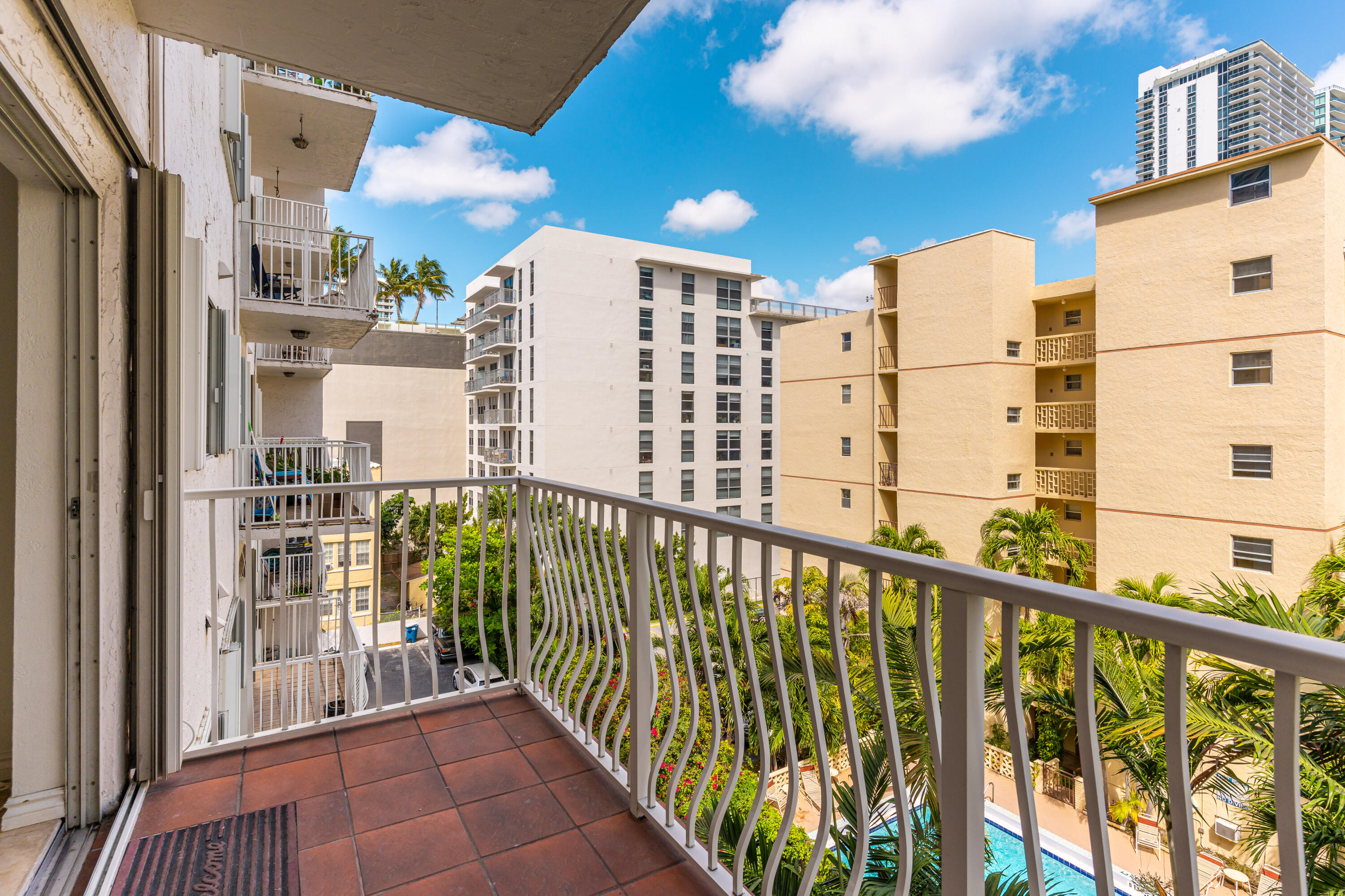 LA PIAZZA NAVONA CONDO - Residential Lease