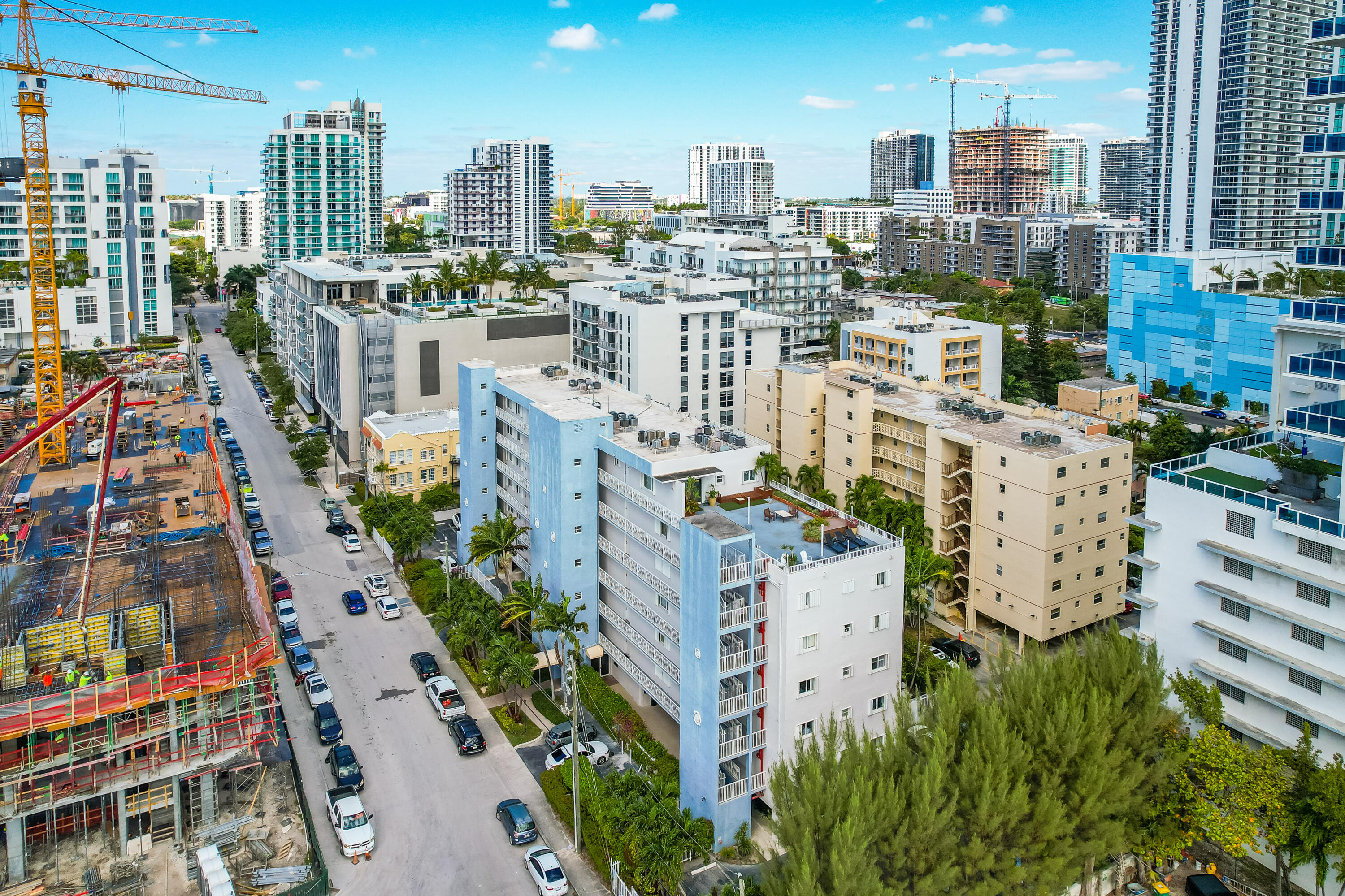 LA PIAZZA NAVONA CONDO - Residential Lease
