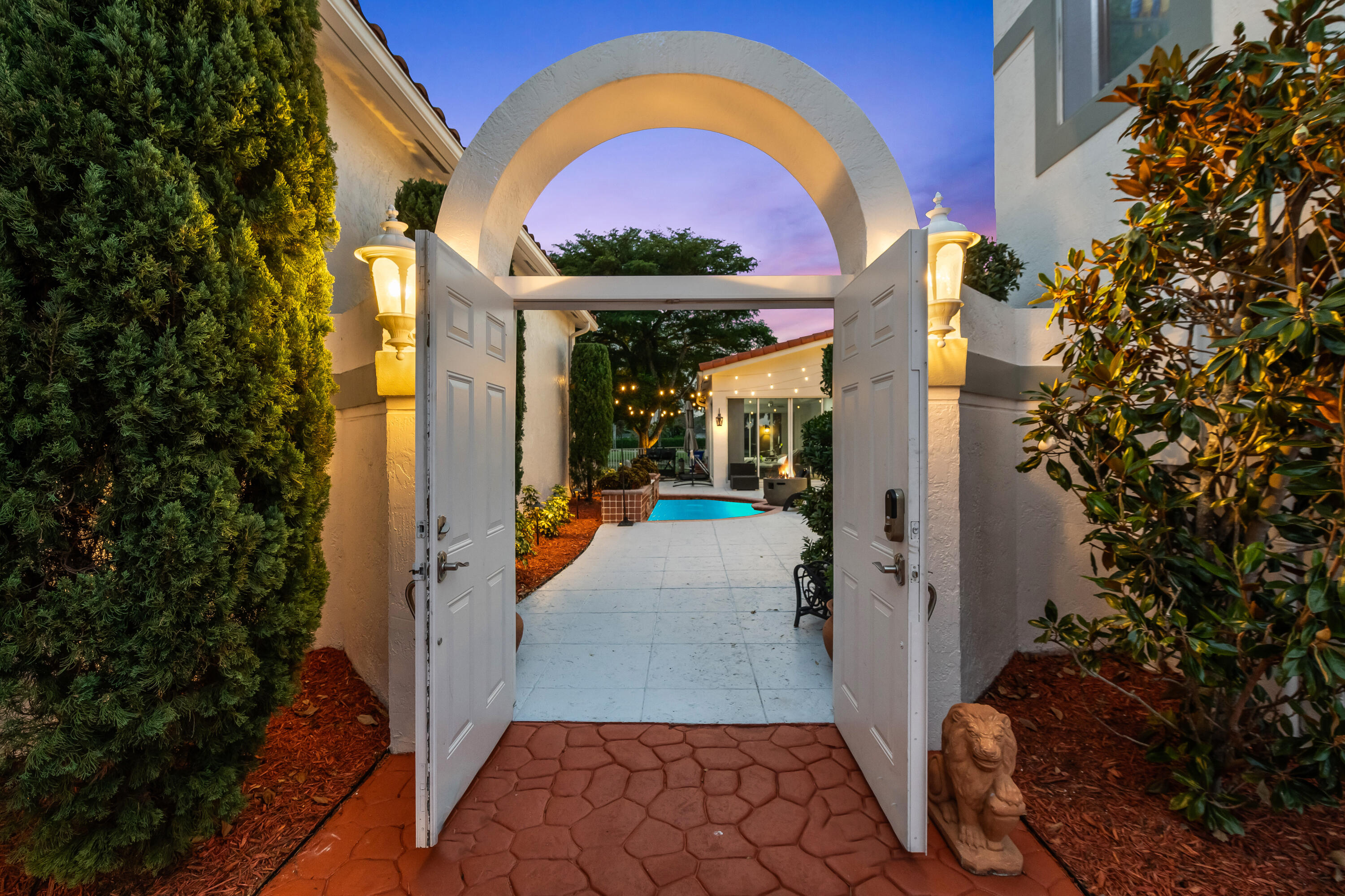 GRAND PALMS - Residential