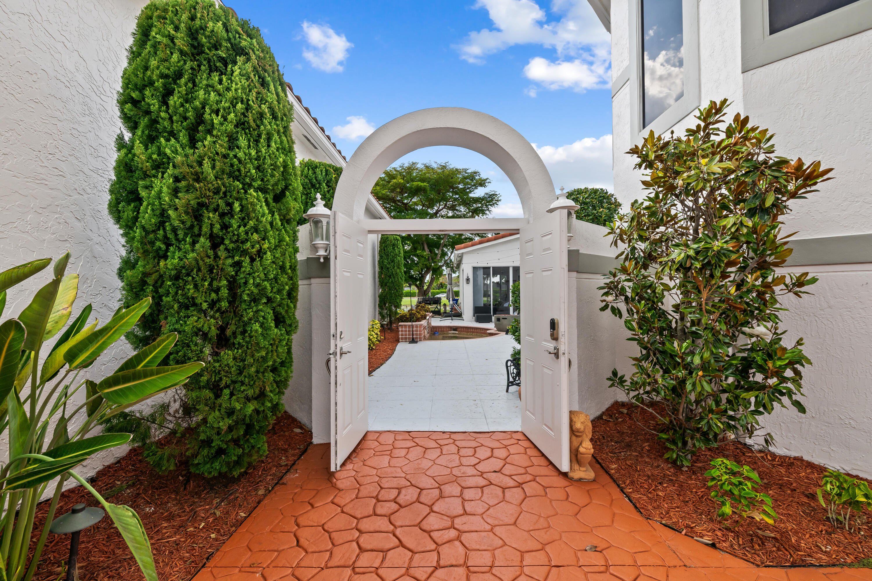 GRAND PALMS - Residential