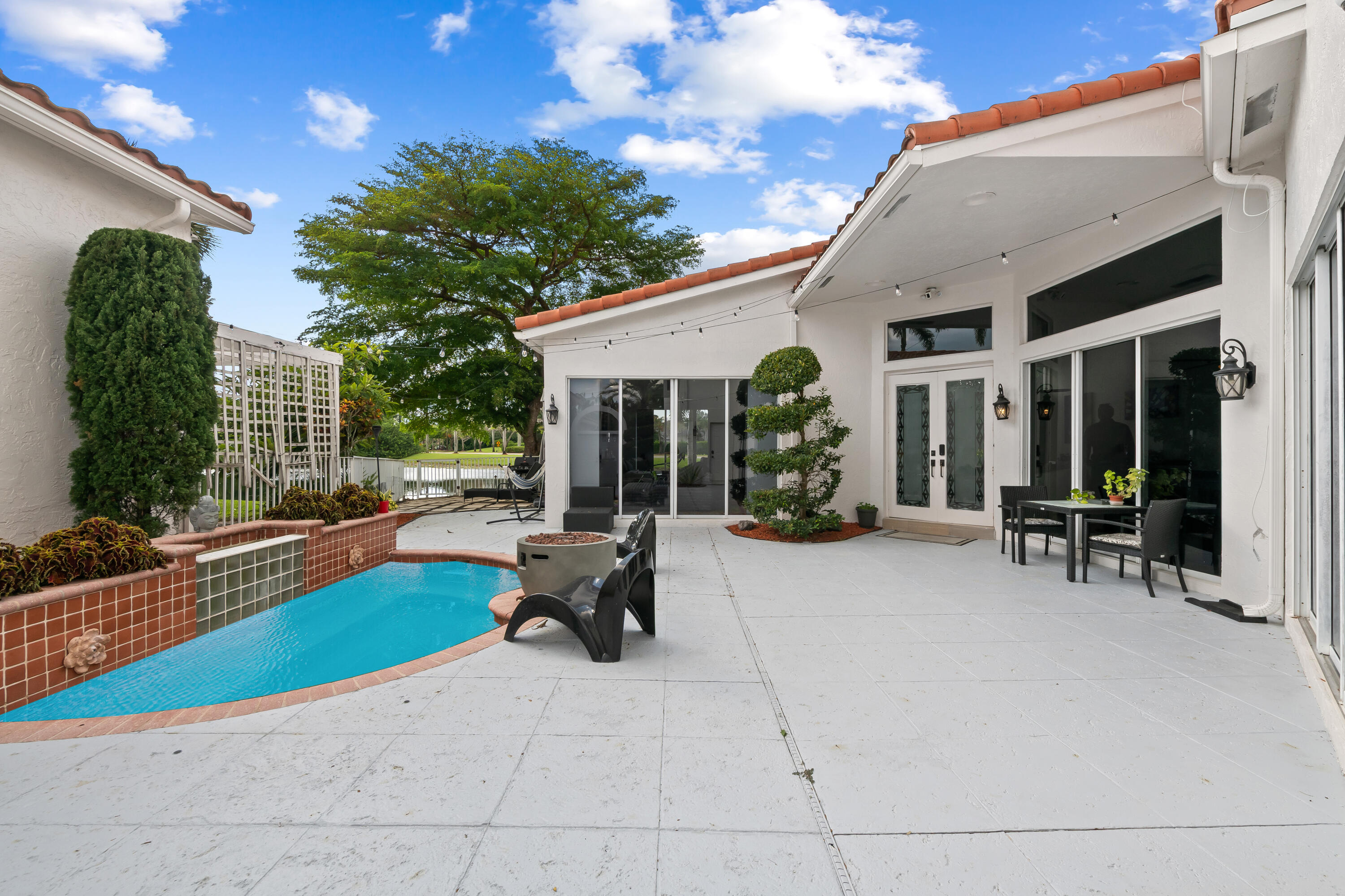 GRAND PALMS - Residential
