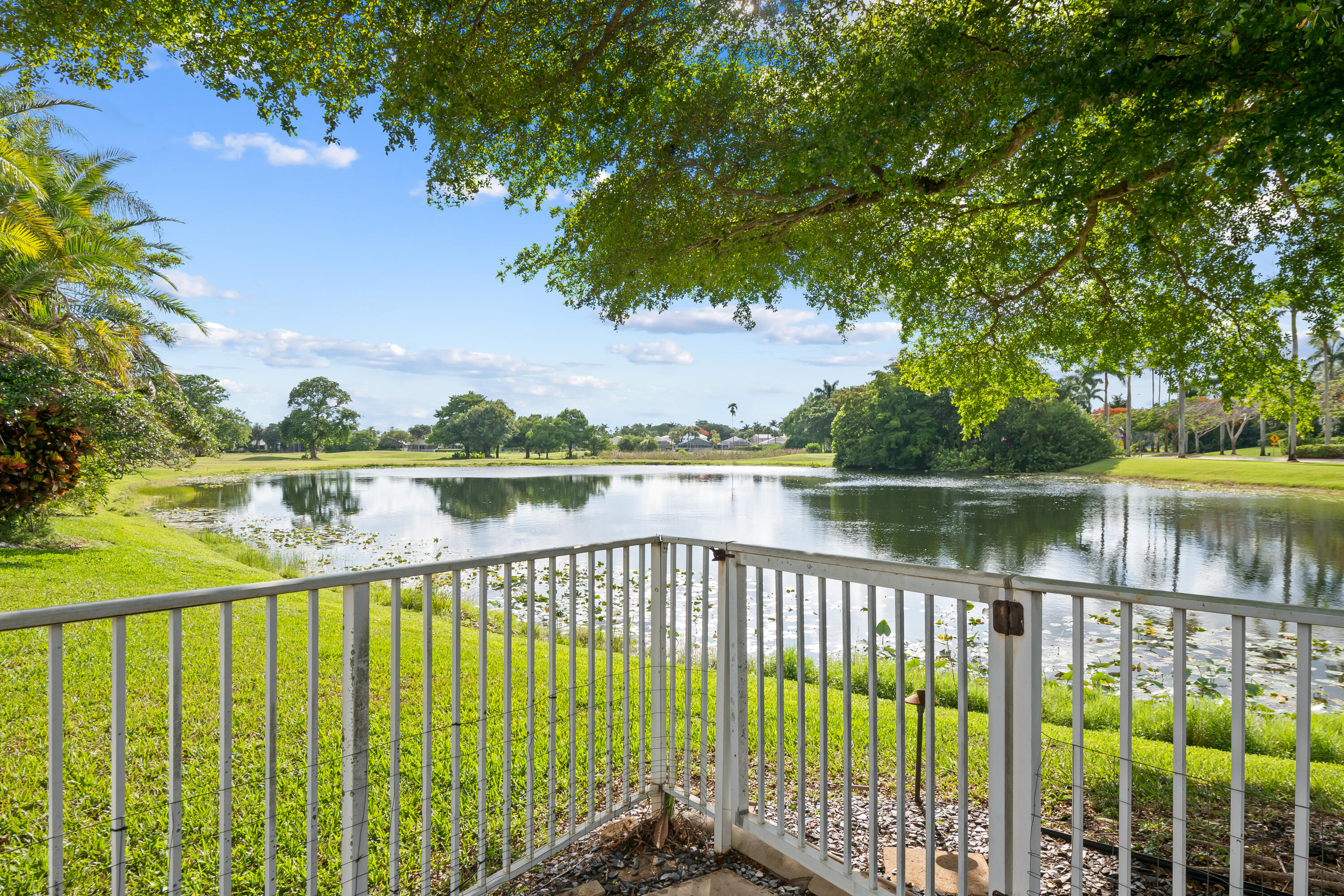 GRAND PALMS - Residential