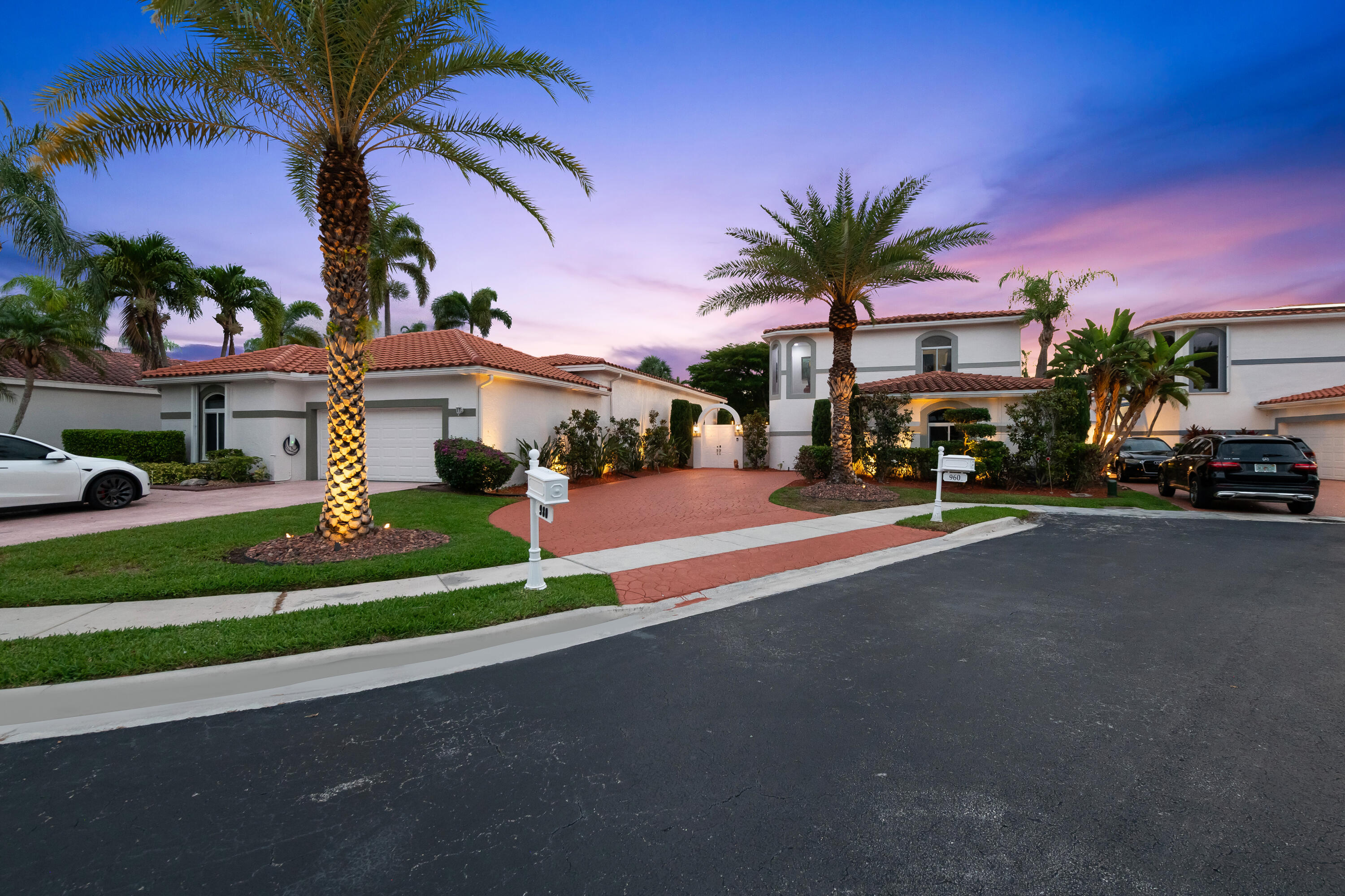 GRAND PALMS - Residential