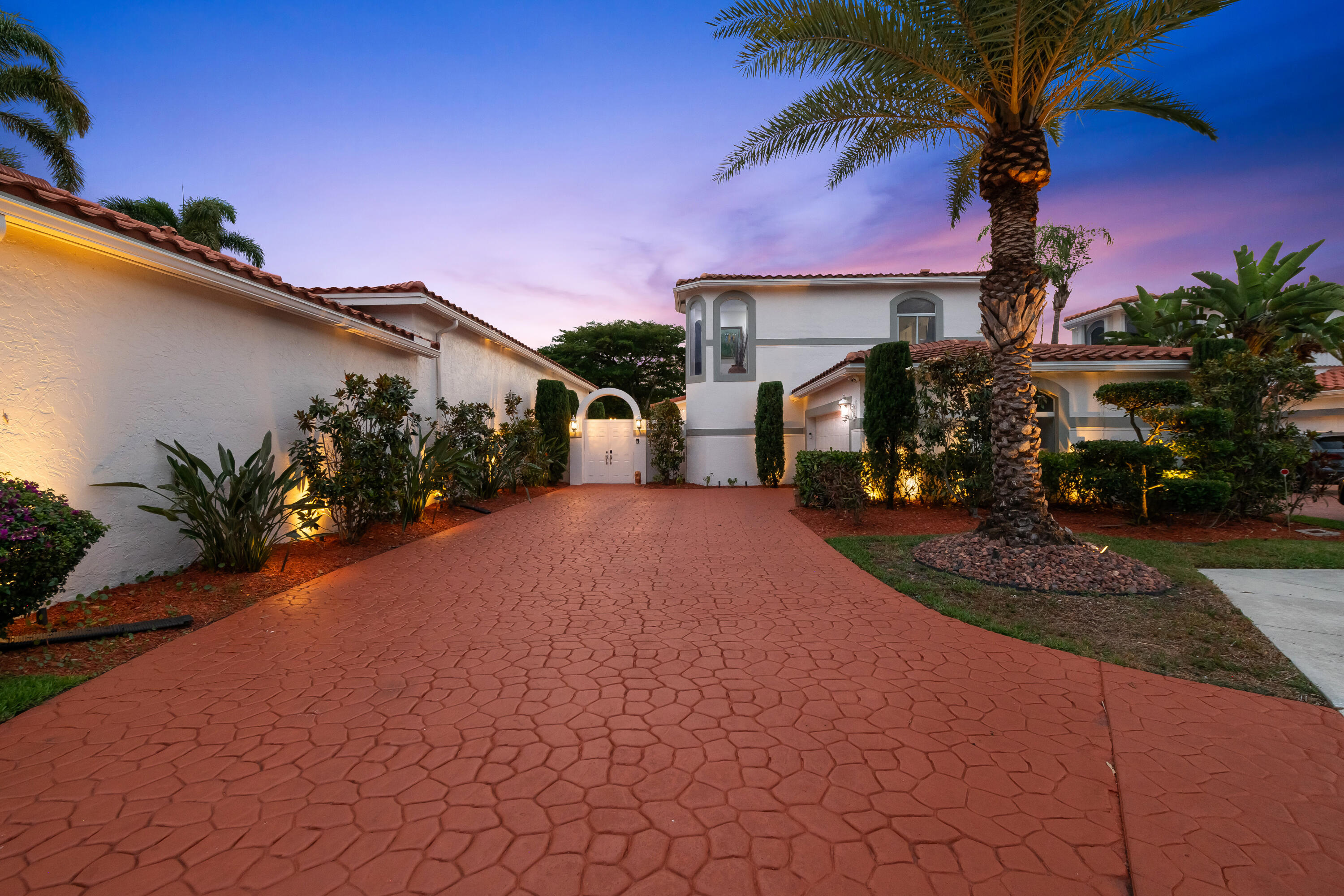 GRAND PALMS - Residential