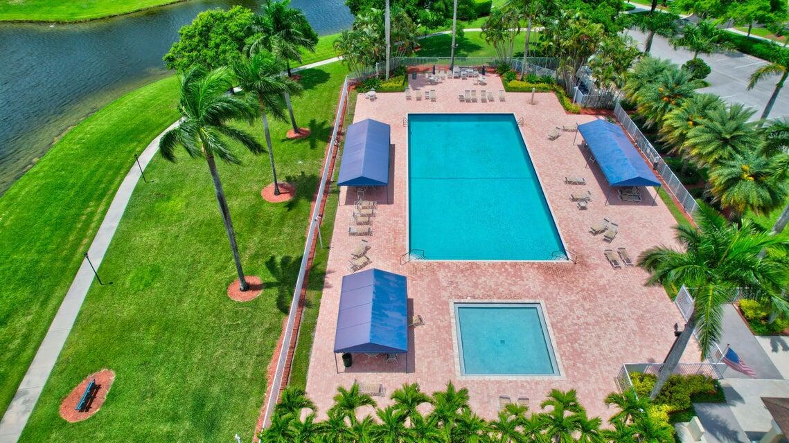 BOCA LANDINGS - Residential Lease