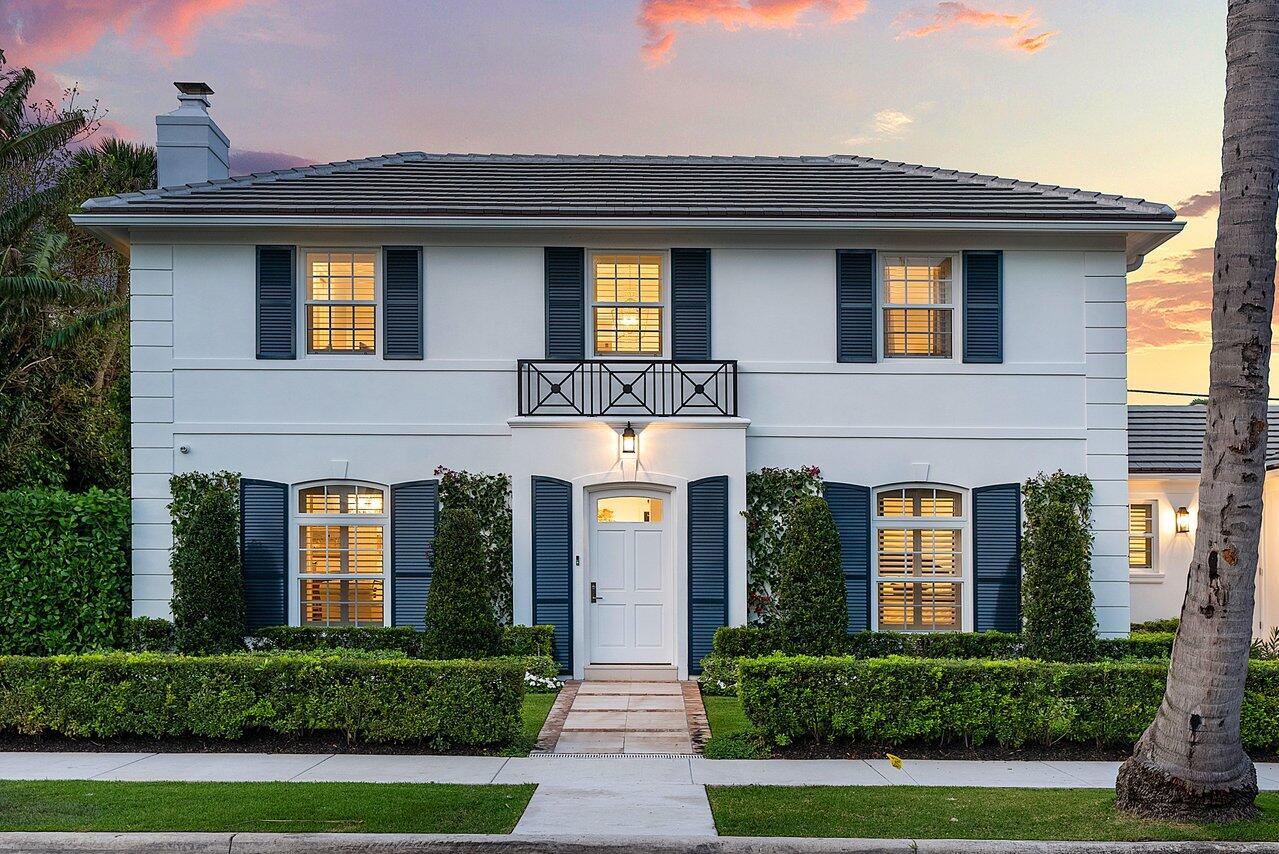 An all-new 2023 renovation of a 5 bedroom house on a 10,400 sqft lot on one of the most gracious streets in Palm Beach. Owner just completed a multi-year down to the studs update of this stately white colonial for today's buyer. The floor plan flows from gracious living room and loggia to large open kitchen and family room, then onto a light-filled downstairs office. Five bedrooms in total- two downstairs and three more on the second floor including the primary. A 32' long pool, summer kitchen and oversized two car garage complete the picture. All on elegant Barton Avenue, an easy stroll in all four directions- to lake trail, beach, Royal Poinciana and Worth Avenue. There's no finer location in Palm Beach Cement block construction, new roof, electrical, plumbing and AC and generator. Full security and sound systems.
Floorplan, Survey at the Docs tab