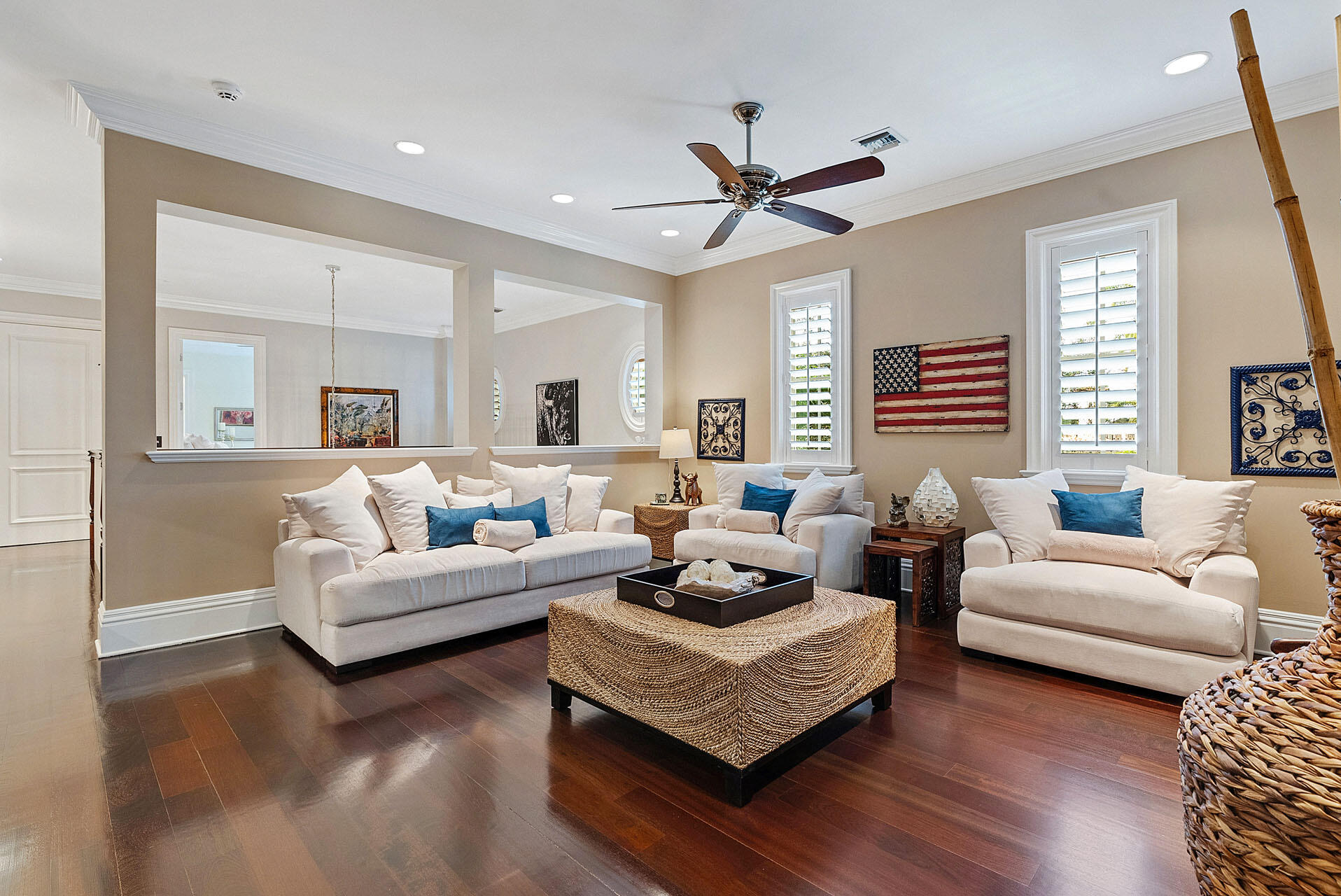 ROYAL PALM YACHT & COUNTRY CLUB - Residential
