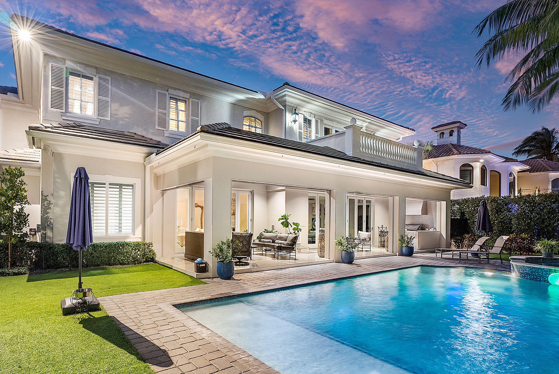 ROYAL PALM YACHT & COUNTRY CLUB - Residential