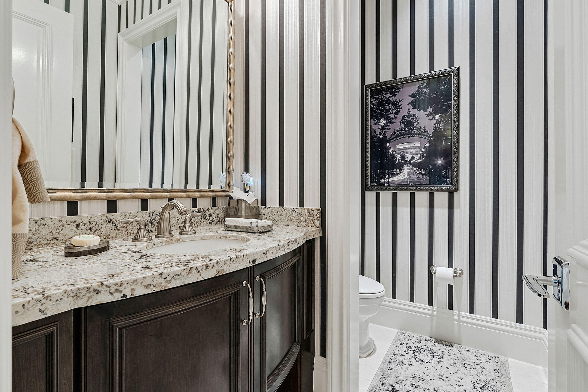 ROYAL PALM YACHT & COUNTRY CLUB - Residential